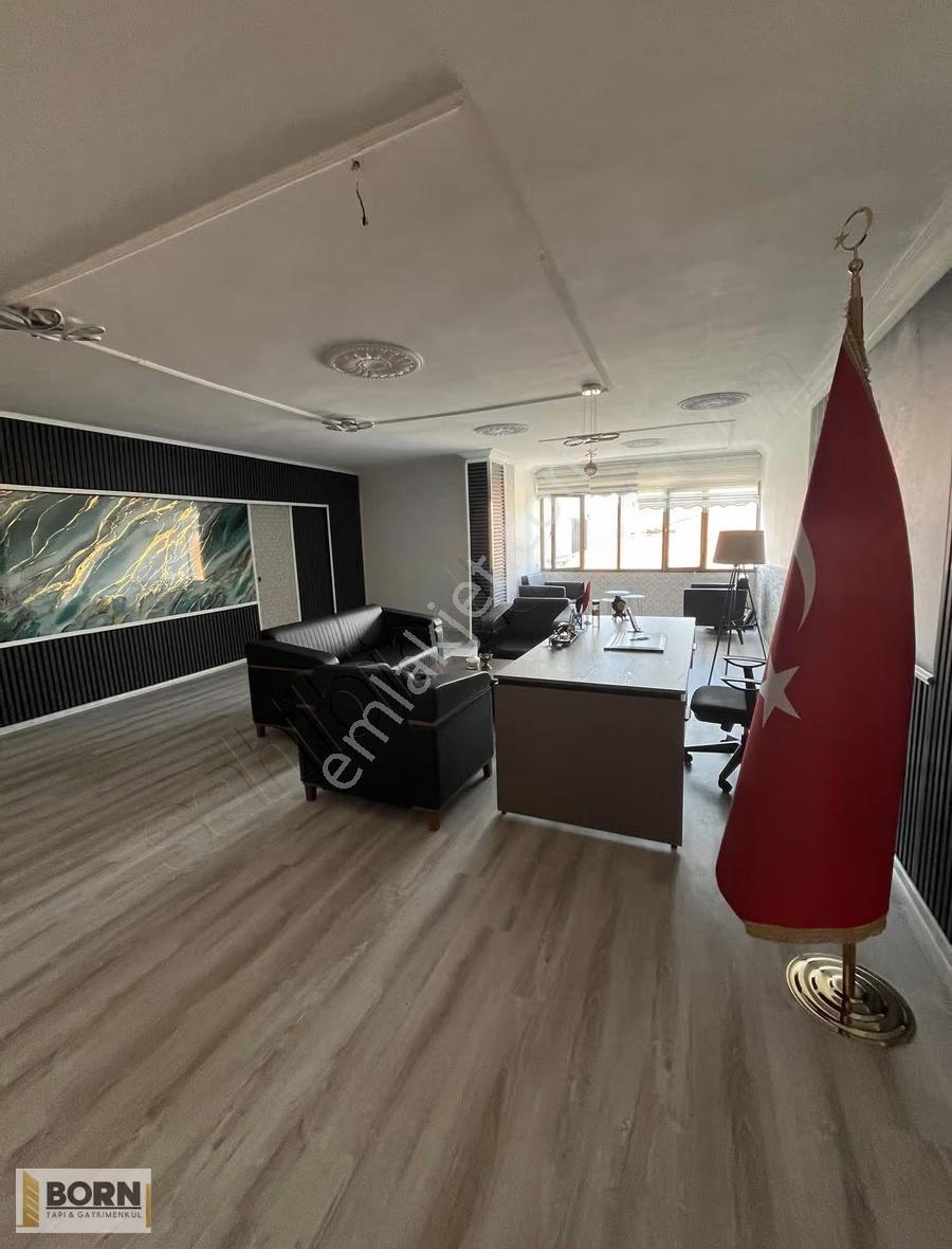 Konak Tepecik 'de Hastaneler Yakını, Full Tadılatlı 65 M2 Ofis - Görsel 12