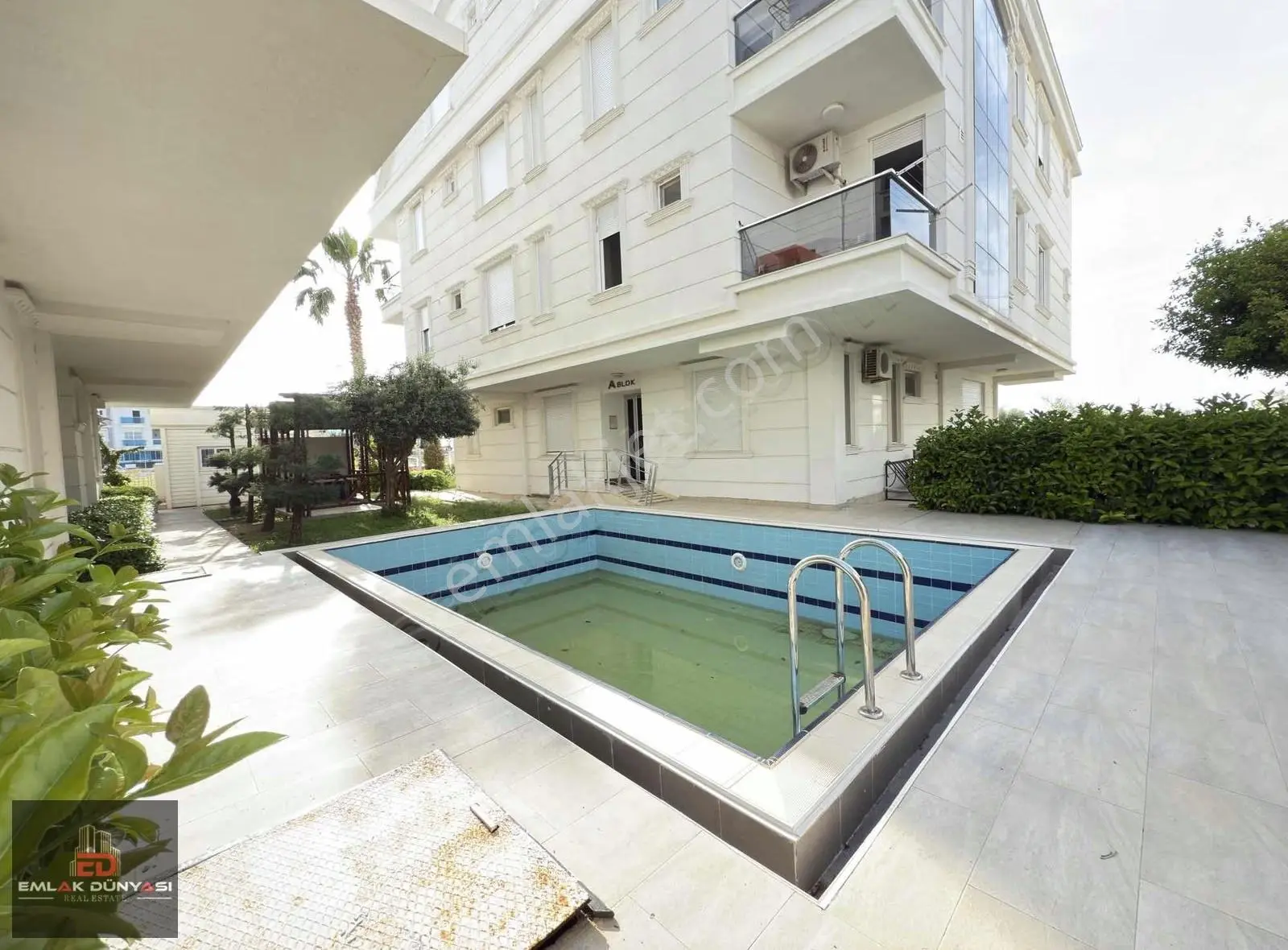 Güzelbağ Mah. Satılık 1+1 Eşyalı Daire -havuz - Site İçerisinde