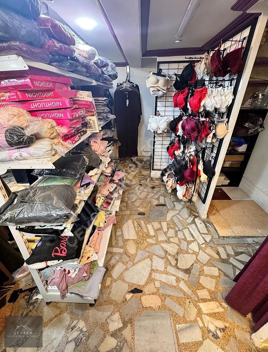 *çevrem* Kanarya'da Acil Devren Kiralık Bayan Giyim Mağazası - Görsel 9