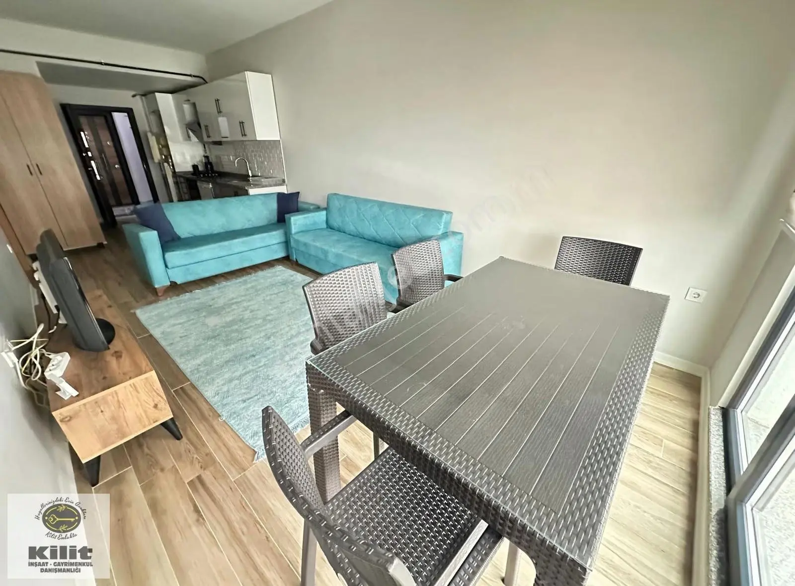 Yeni Mahalle'de Eşyalı Satılık Veya Kiralık 1+1 Daire - Görsel 3