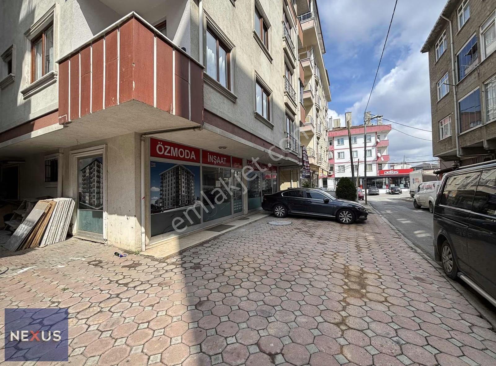 Sancaktepe Mahallesi Satılık 210 Metre Dükkan - Görsel 3