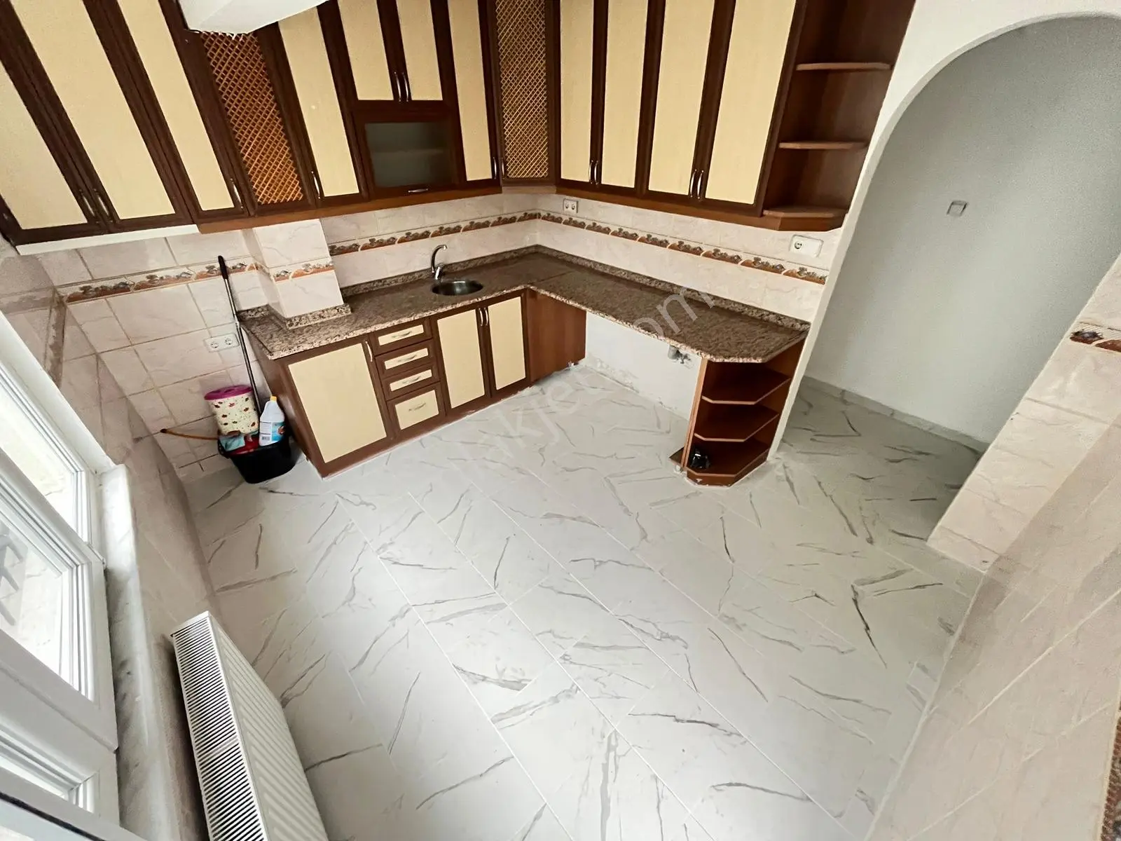 Gürsoy'dan Kiralık Akçay Y.mahalle Denize 50 Metre 3+1 Bahçeli - Görsel 5