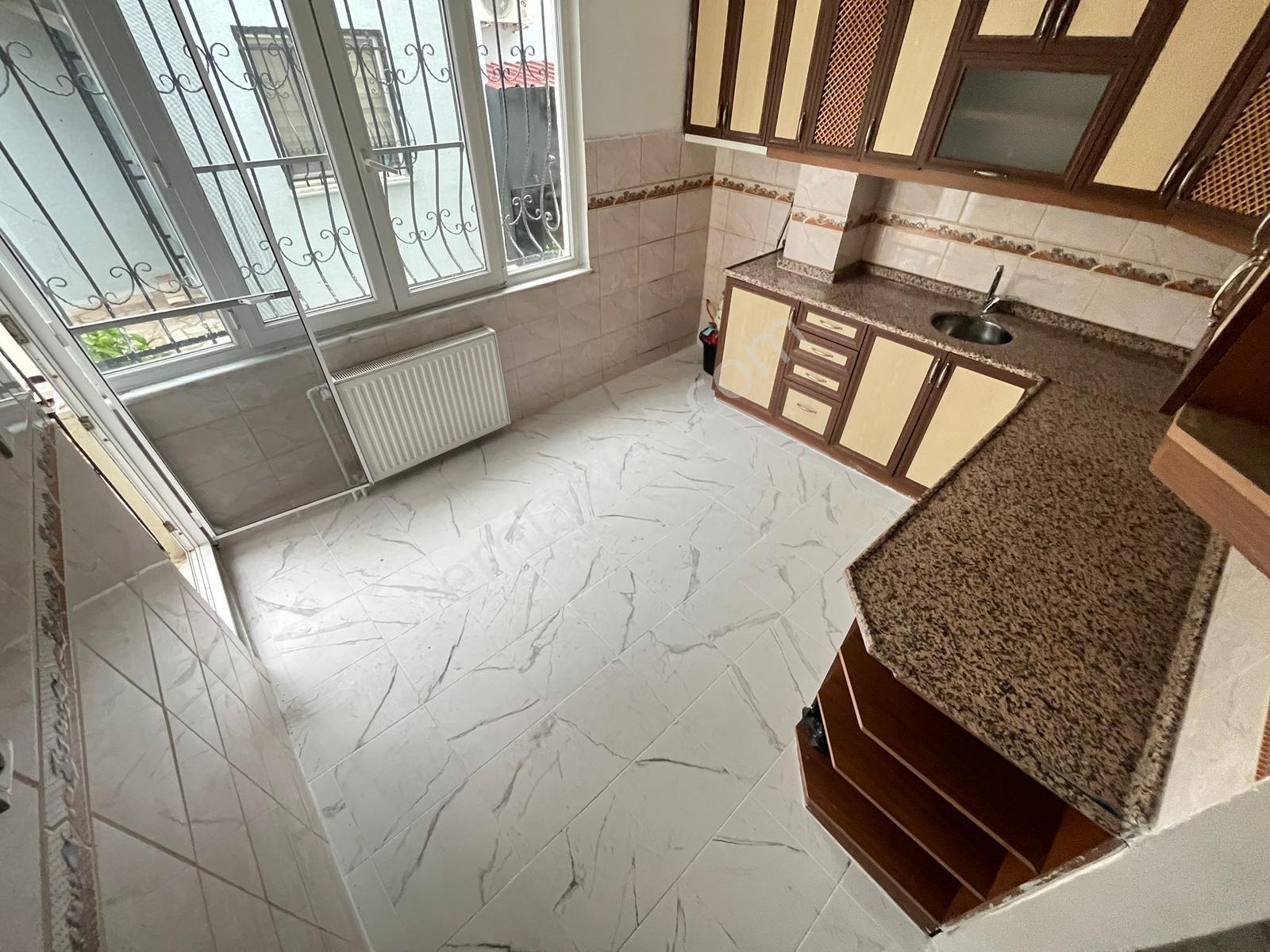 Gürsoy'dan Kiralık Akçay Y.mahalle Denize 50 Metre 3+1 Bahçeli - Görsel 2