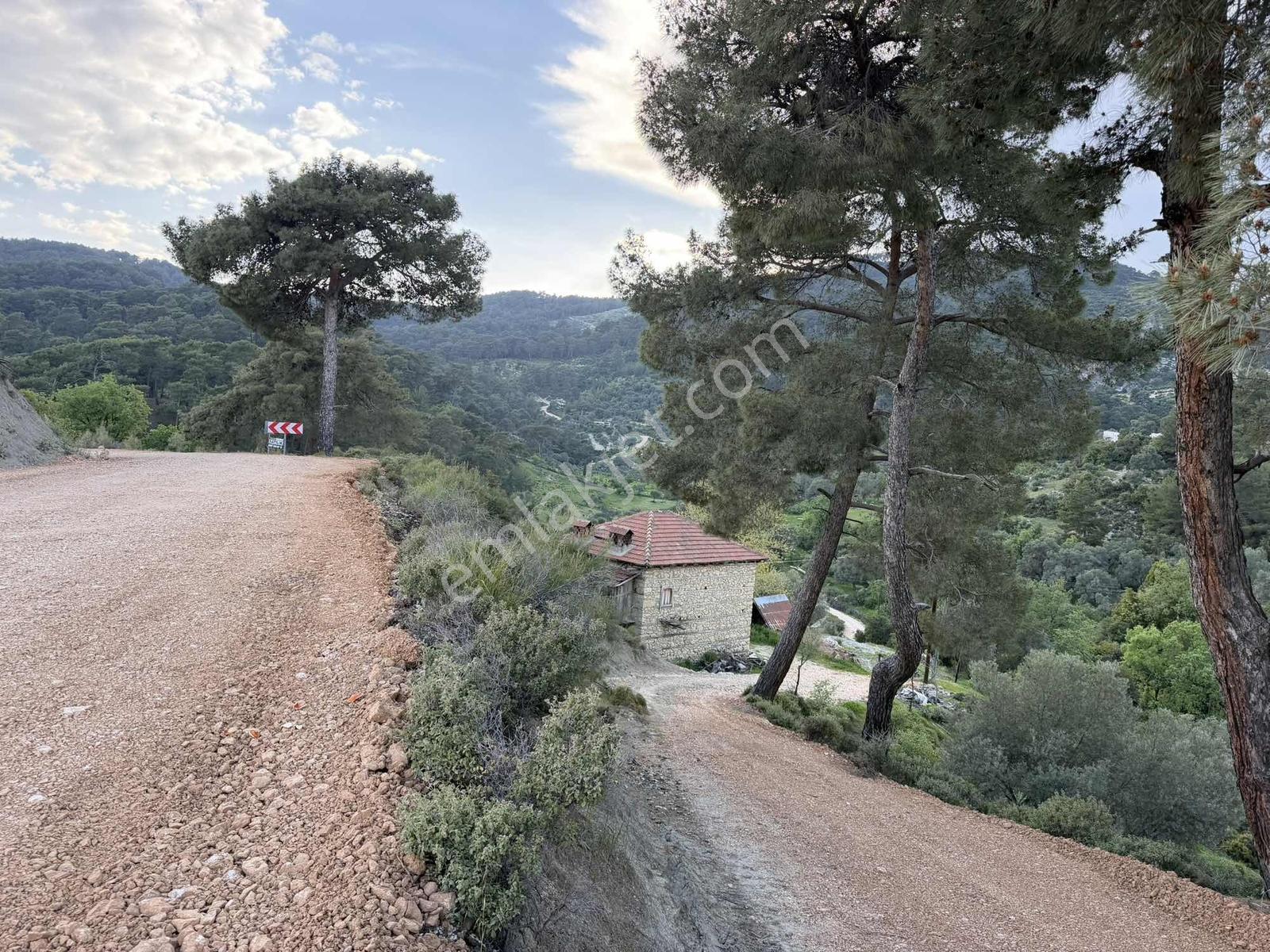 Kaş Akörüde Doğa Manzaralı Yapı Kayıtlı Evli Satılık Arsa - Görsel 4