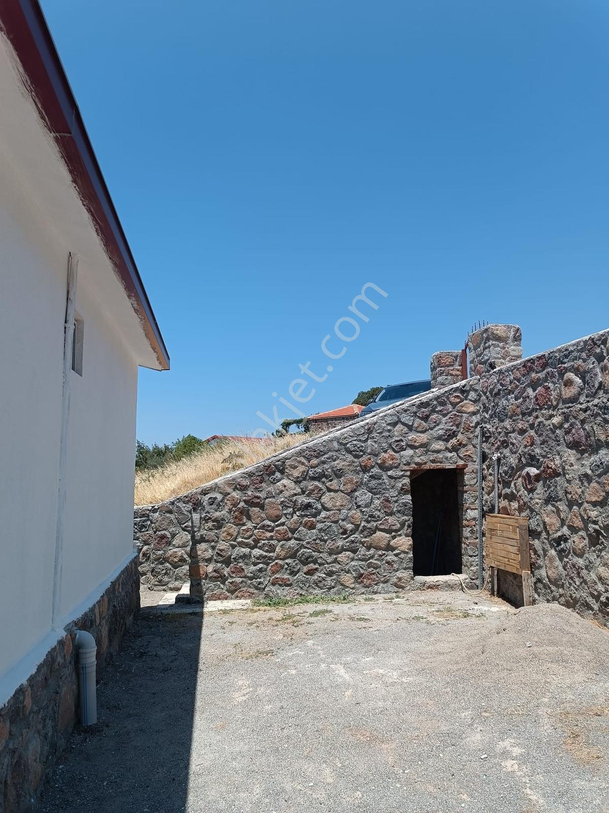 Çandarlı Bimeyko Sitesinde Deniz Manzaralı Müstakil Bahçeli Ev - Görsel 32