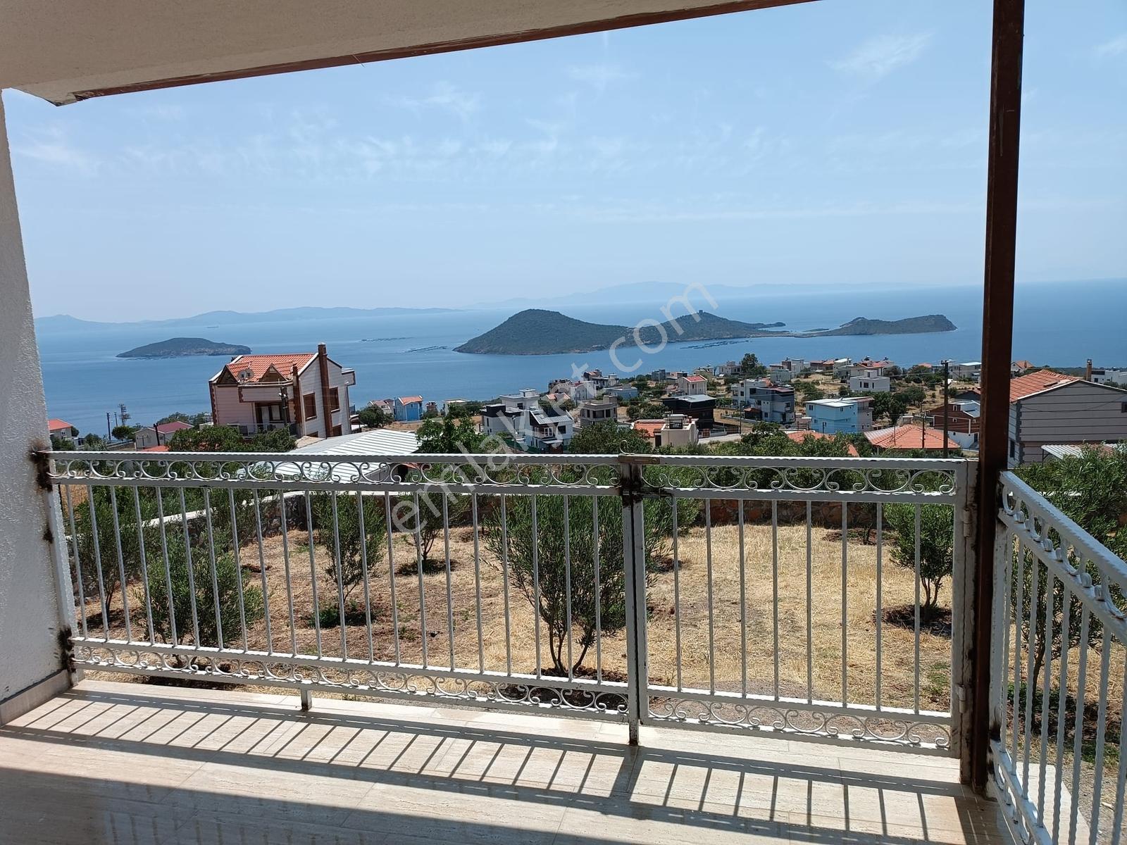 Çandarlı Bimeyko Sitesinde Deniz Manzaralı Müstakil Bahçeli Ev - Görsel 29