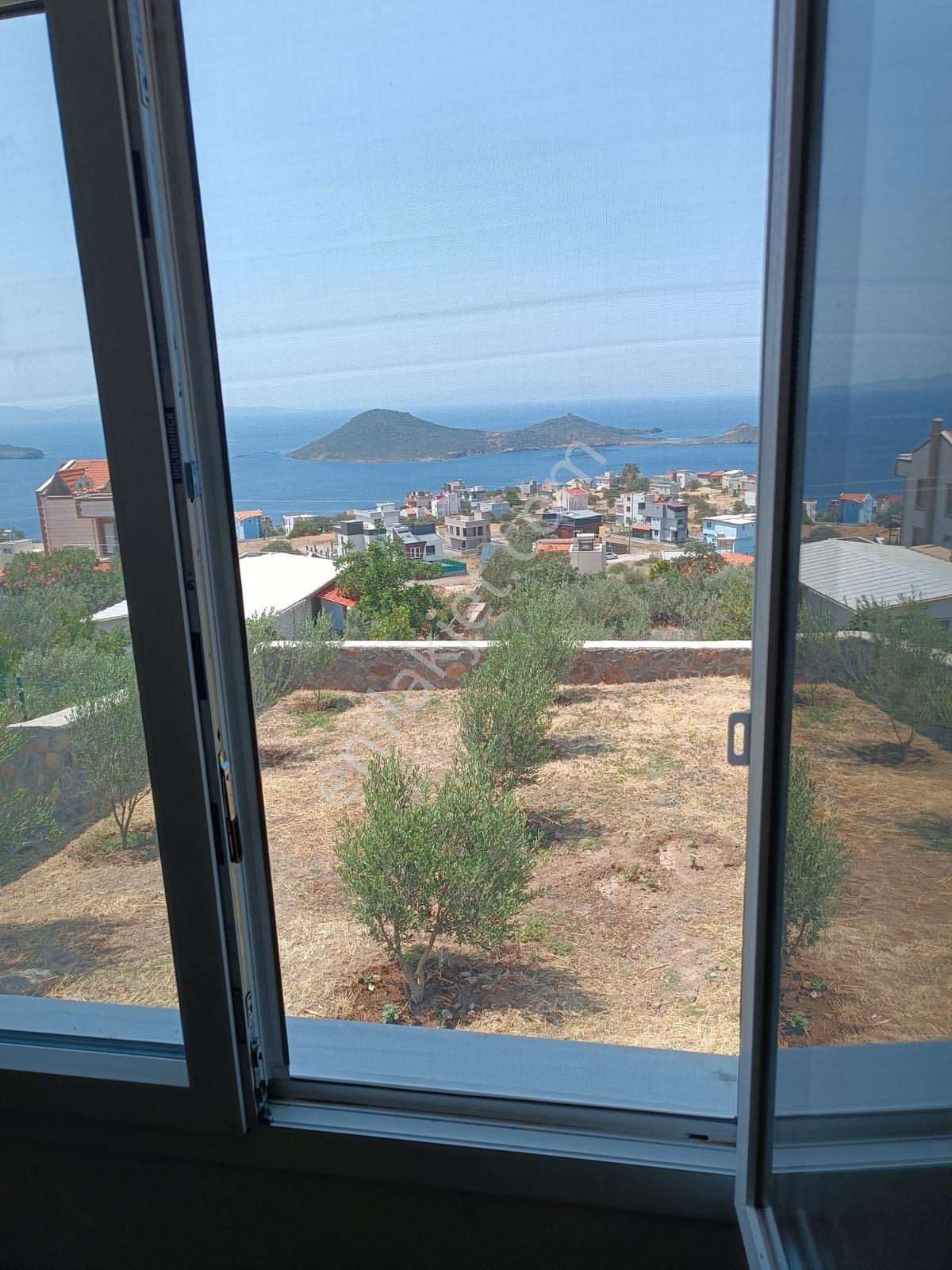 Çandarlı Bimeyko Sitesinde Deniz Manzaralı Müstakil Bahçeli Ev - Görsel 35