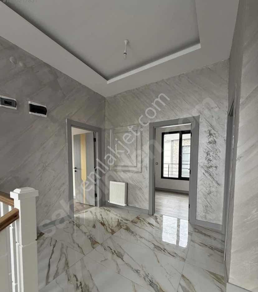Altınoluk Da 8 Odalı Satılık Villa - Görsel 30