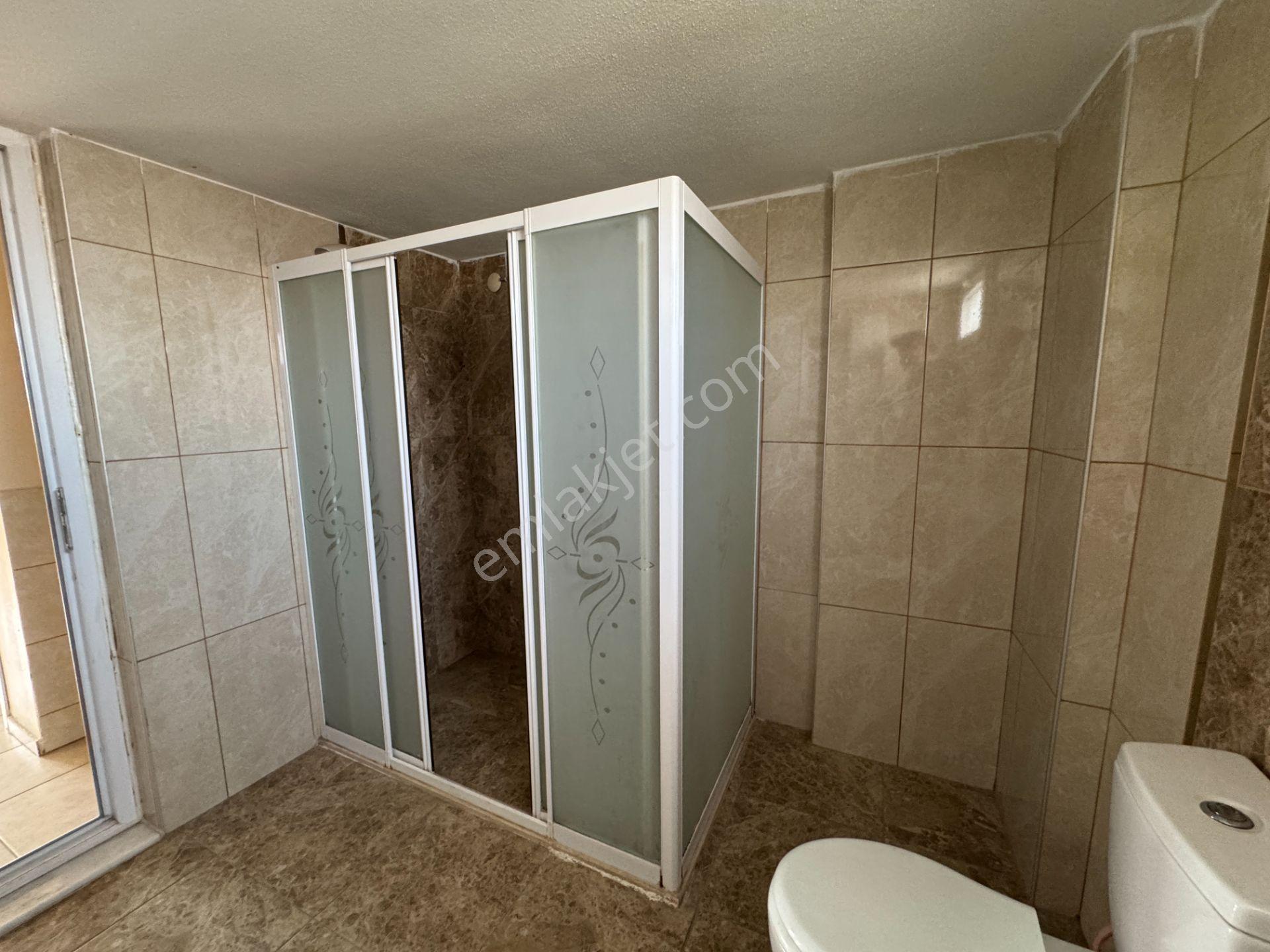 Kıyıboyu Cd. Yakınında 3+1 Metroya 10 Dk 185 M2 Saray Yavrusu! - Görsel 19