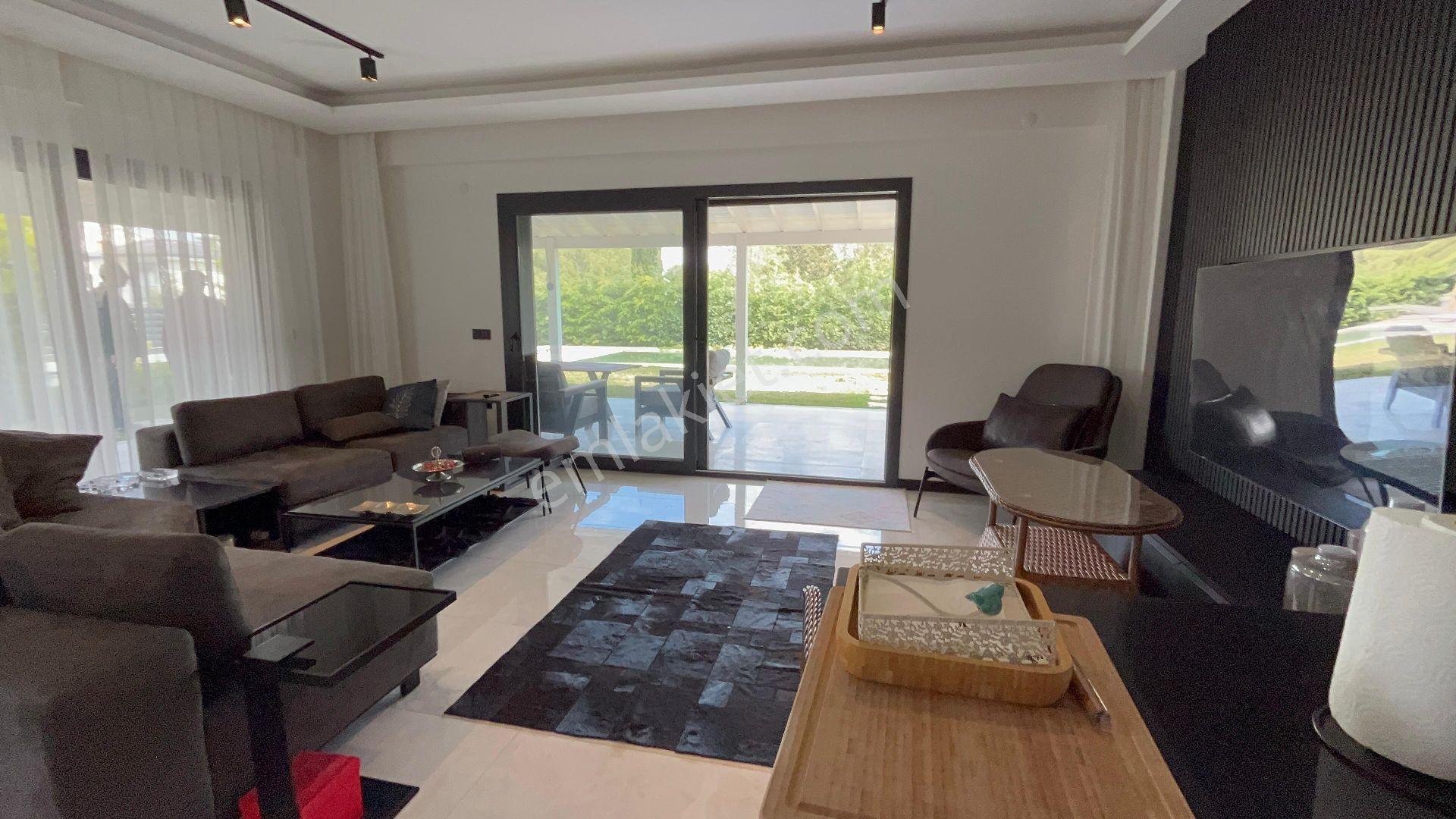 Mordoğan’da Prestijli Yaşam: 6+1 Tam Müstakil Havuzlu Villa - Görsel 6