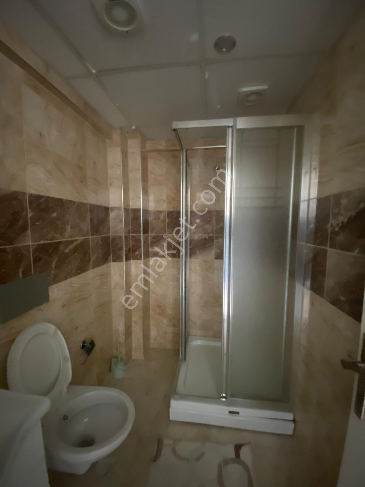 Yeşilköy'de Kiralık 1+1 Apart Daire - Görsel 3