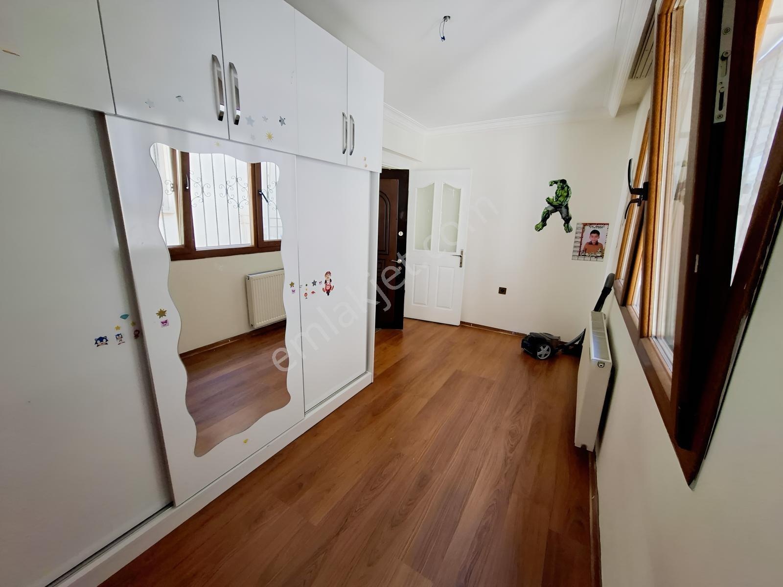 Karabağlar Vatan Mah Eşyalı 3+1 Kiralık Daire Konforlu Yaşam - Görsel 7