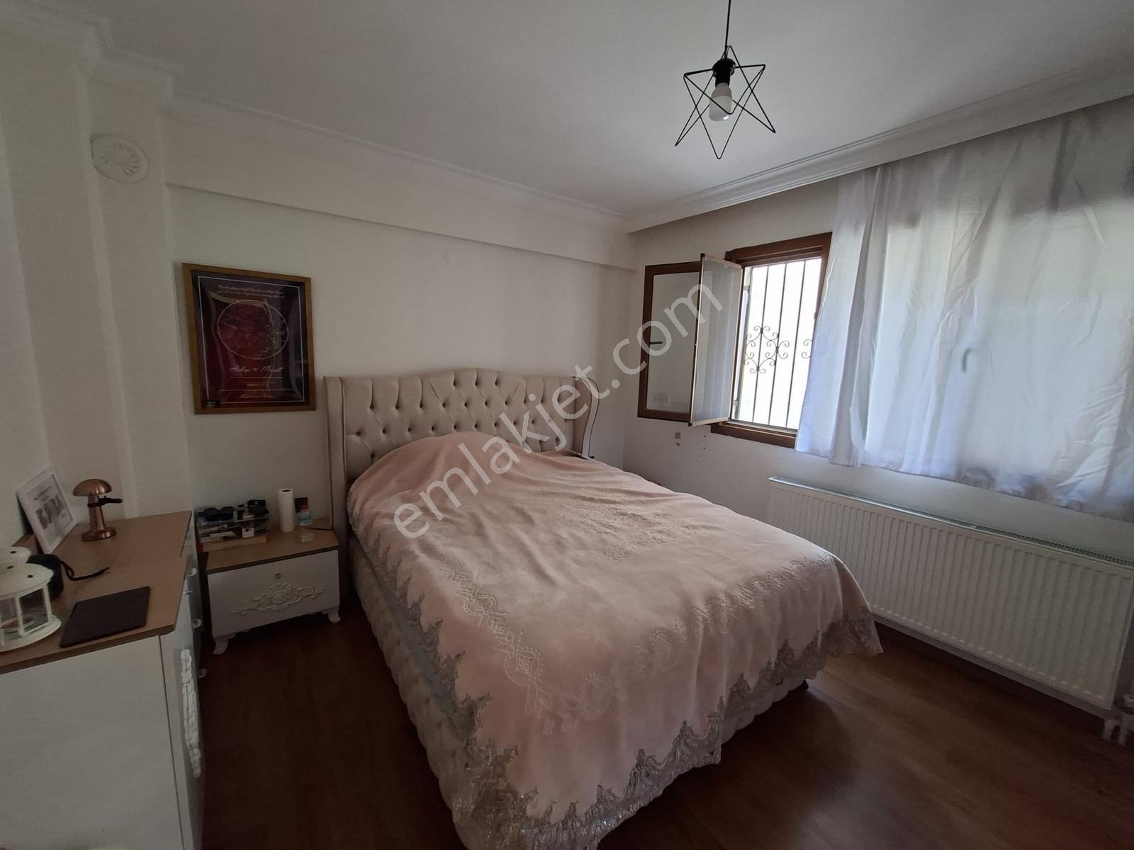 Karabağlar Vatan Mah Eşyalı 3+1 Kiralık Daire Konforlu Yaşam - Görsel 6