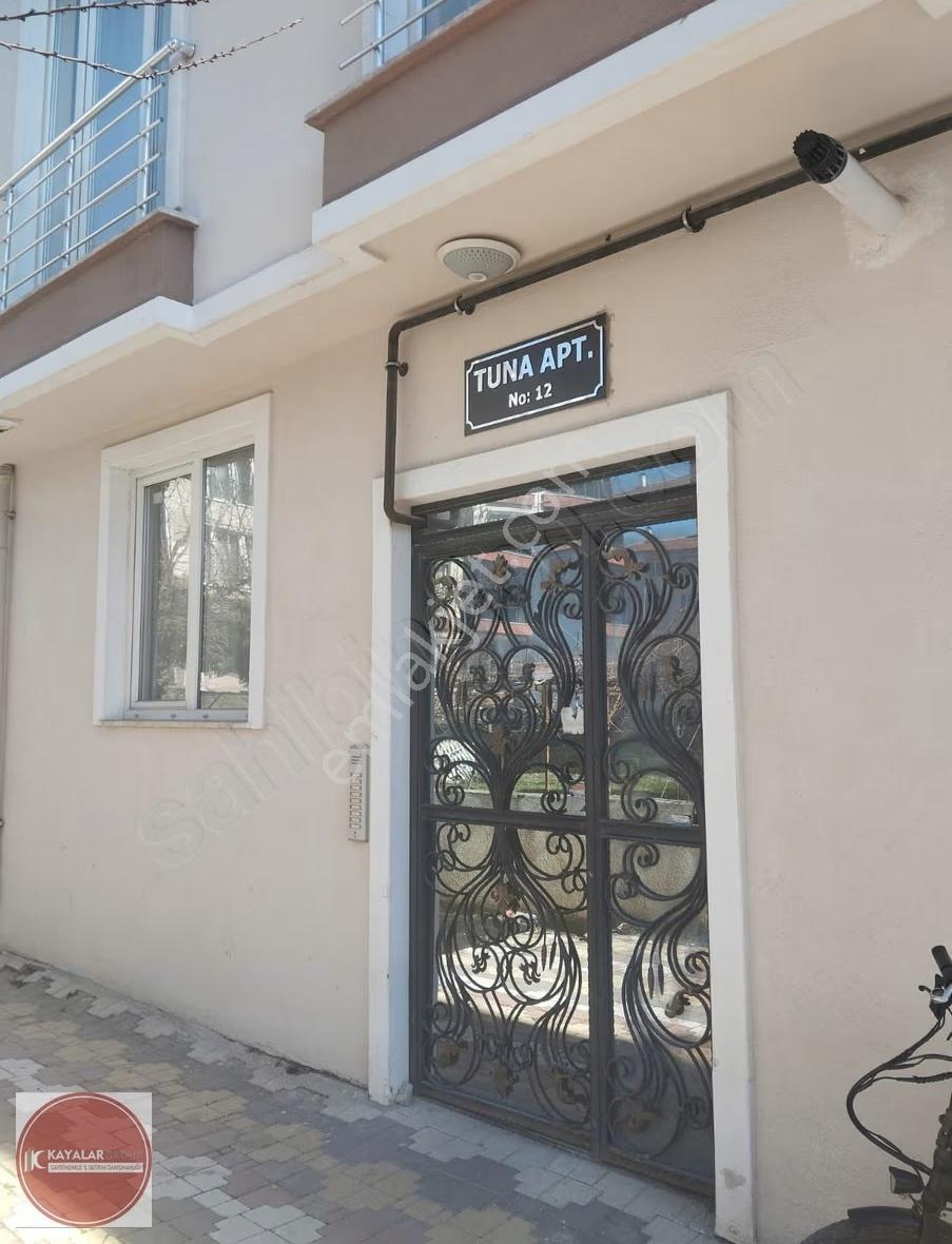 Kayalar Group'tan Vali Konağı Arkası Eşyalı 1+1 Daire (kiracılı) - Görsel 15