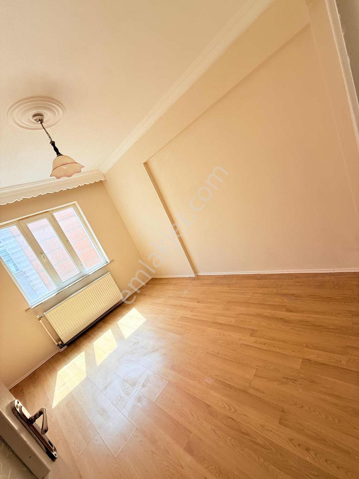 Resmi Kurumlara Yakın Kiralık 2+1 Daire - Görsel 4