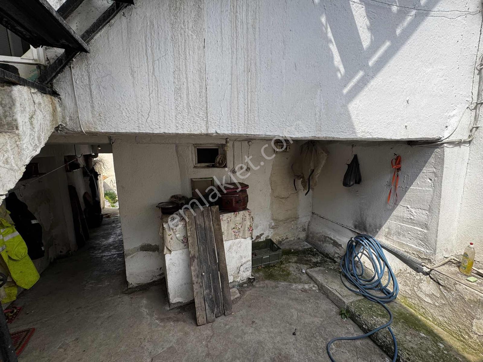 Samsacı Mahallesinde Satılık Müstakil - Görsel 23