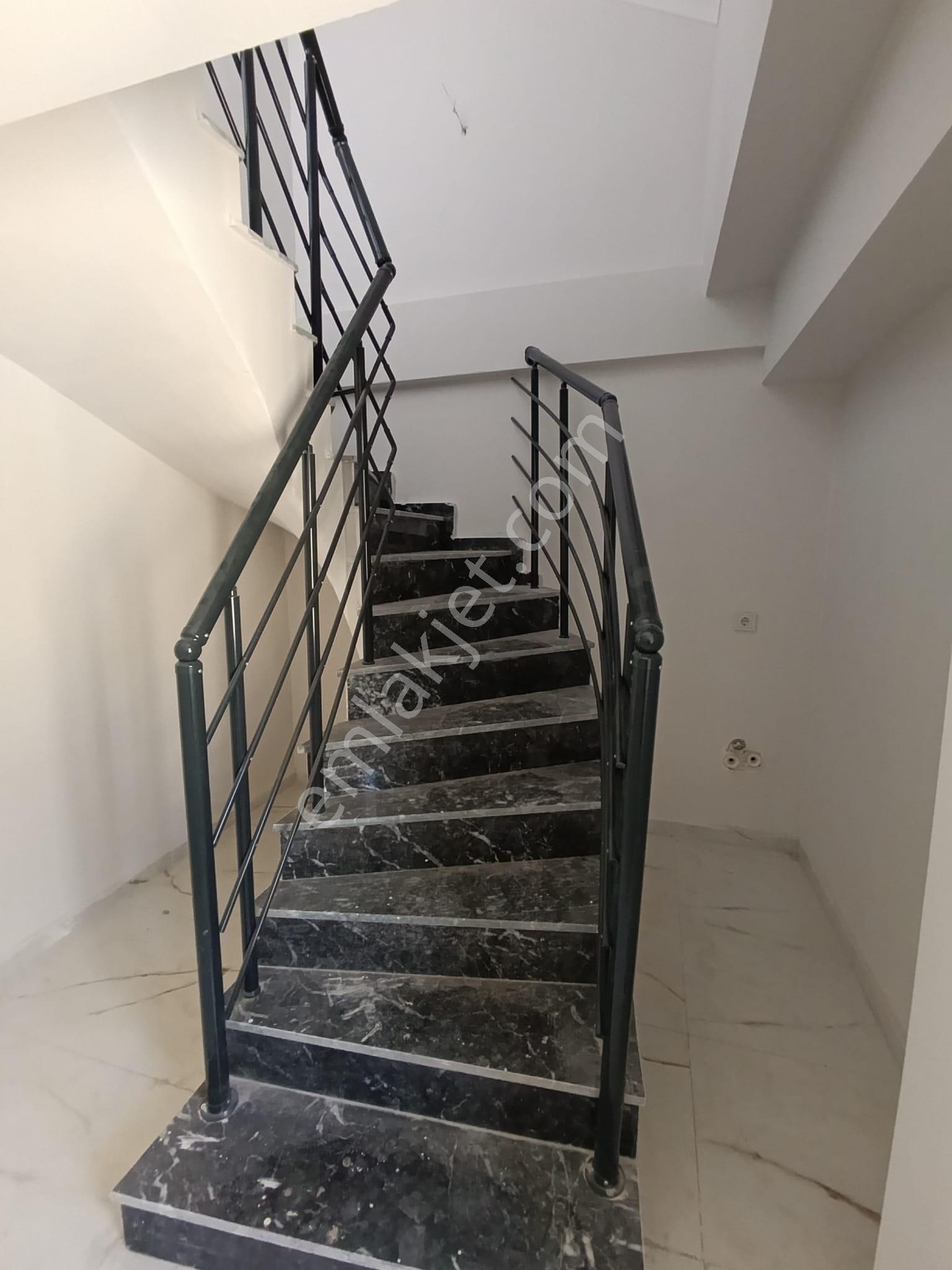 Balıkesir Bandırma Çınarlı Mah. 3+1 Satılık Dubleks Daire Merkezi Konumda - Görsel 11
