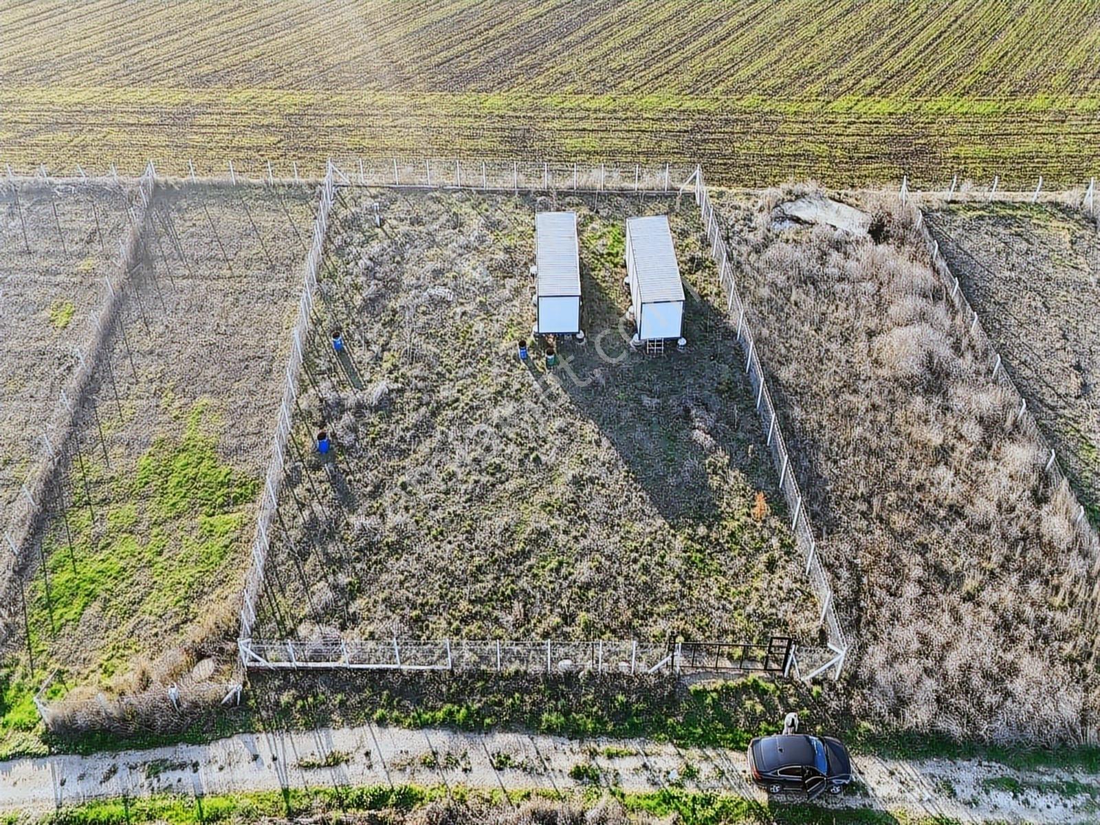 İstanbula 30 Dakika Mesafede 1300m2 Çevrili Yola Cephe Tarla ! - Görsel 12