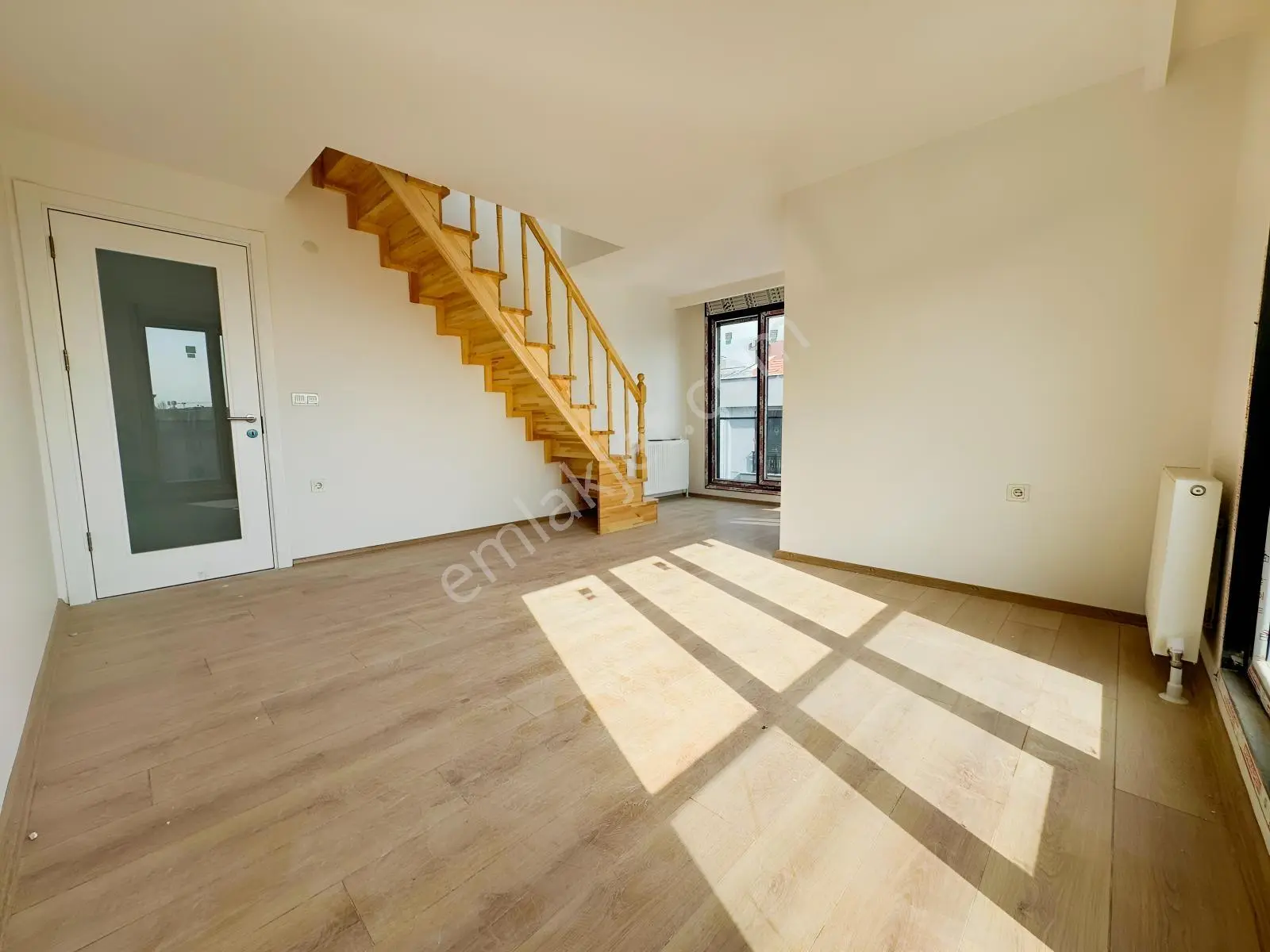 Next Housedan Bahçelievlerde Otoparklı 4+2 Kiralık Dubleks Daire