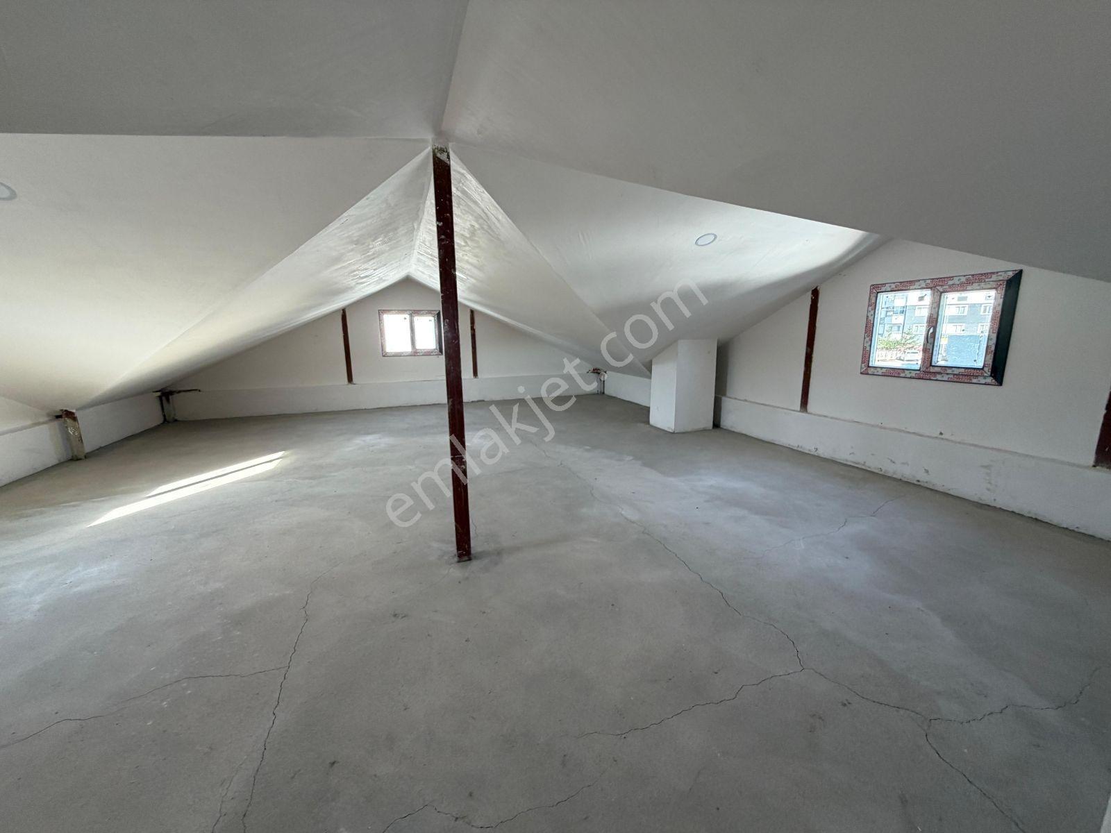 Hedef Emlak'tan Eğriköprüde Ultra Lüx Villa - Görsel 35