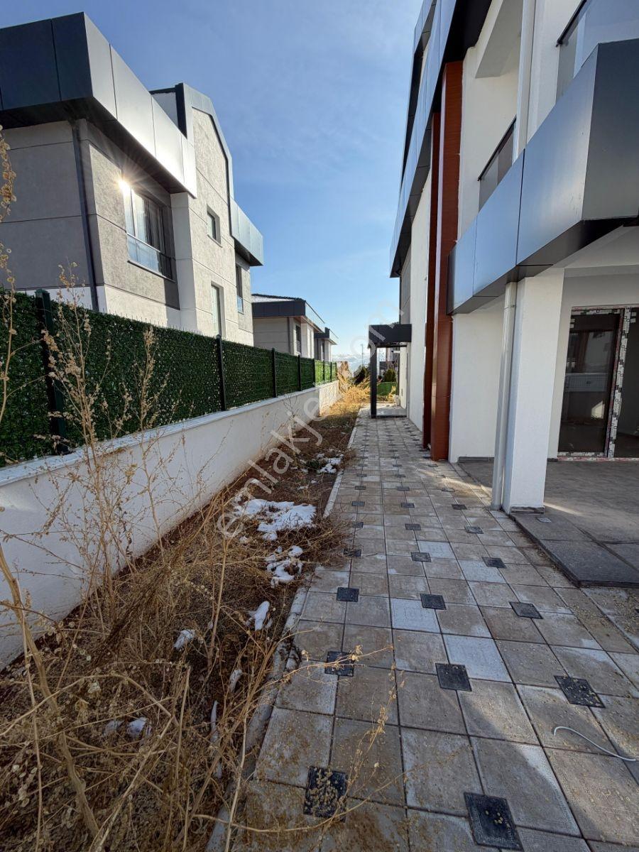 Hedef Emlak'tan Eğriköprüde Ultra Lüx Villa - Görsel 2