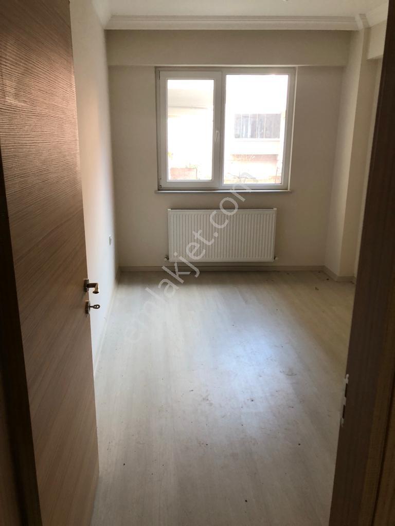 Özsoy Emlak Edirne'den Erasta Arkası Kiracılı Satılık 1+1 Daire - Görsel 11
