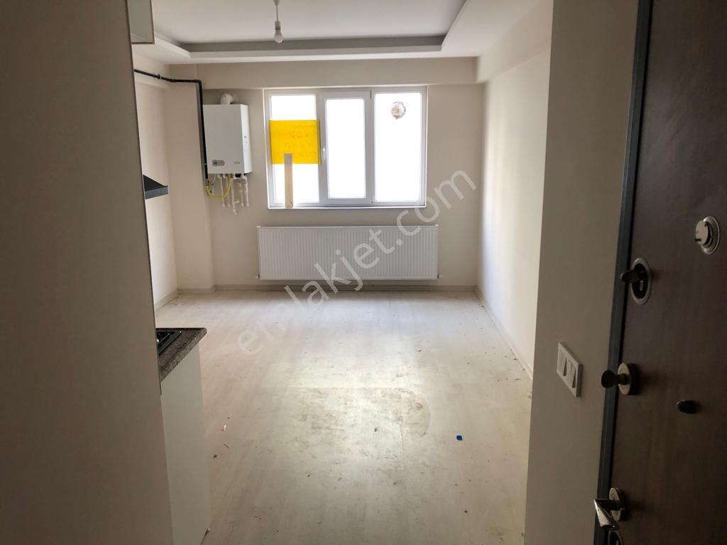 Özsoy Emlak Edirne'den Erasta Arkası Kiracılı Satılık 1+1 Daire - Görsel 12