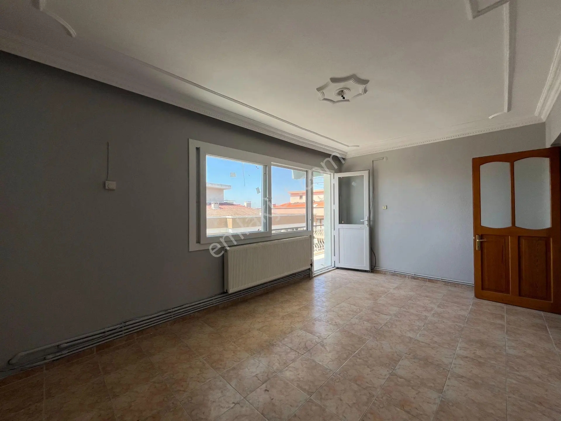 Gümüşpala Naldöken İzban Yakını Doğalgazlı 3+1 Kiralık Daire