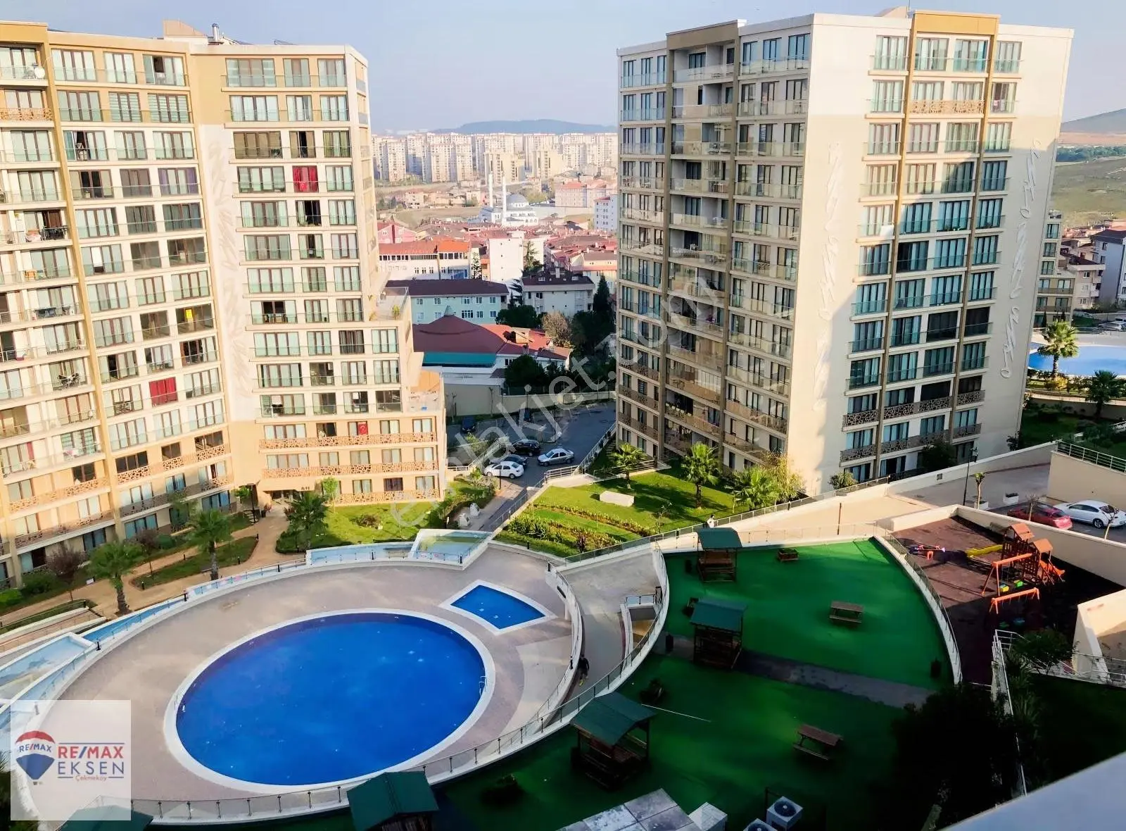 Tuzla Evora İstanbul A 3 Parsel Balkonlu Büyük Tip Satılık Daire