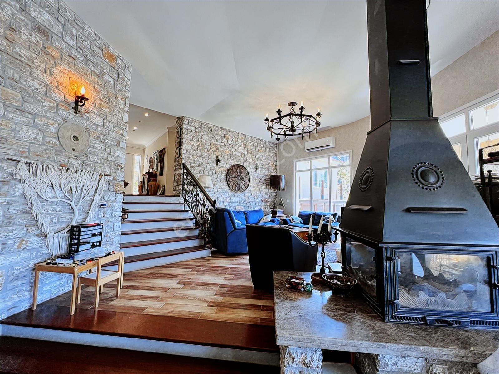 Ula Şirinköy 2500 M2 Arsa İçinde Satılık Müştemilatlı Müstakilev - Görsel 27