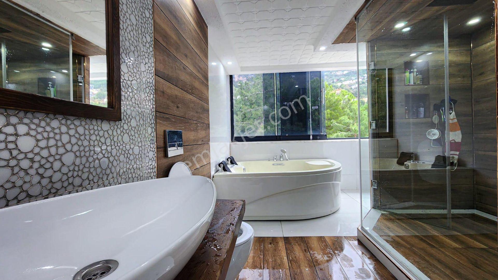 Alanya Tepede 4+1 İki Katlı Ozel Sauna 330 M2 Satılık Villa - Görsel 26