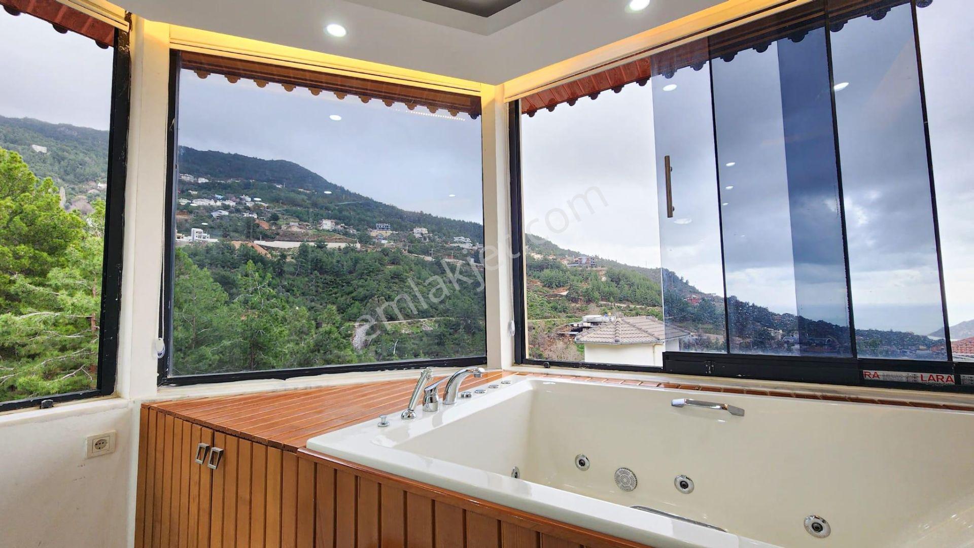 Alanya Tepede 4+1 İki Katlı Ozel Sauna 330 M2 Satılık Villa - Görsel 21