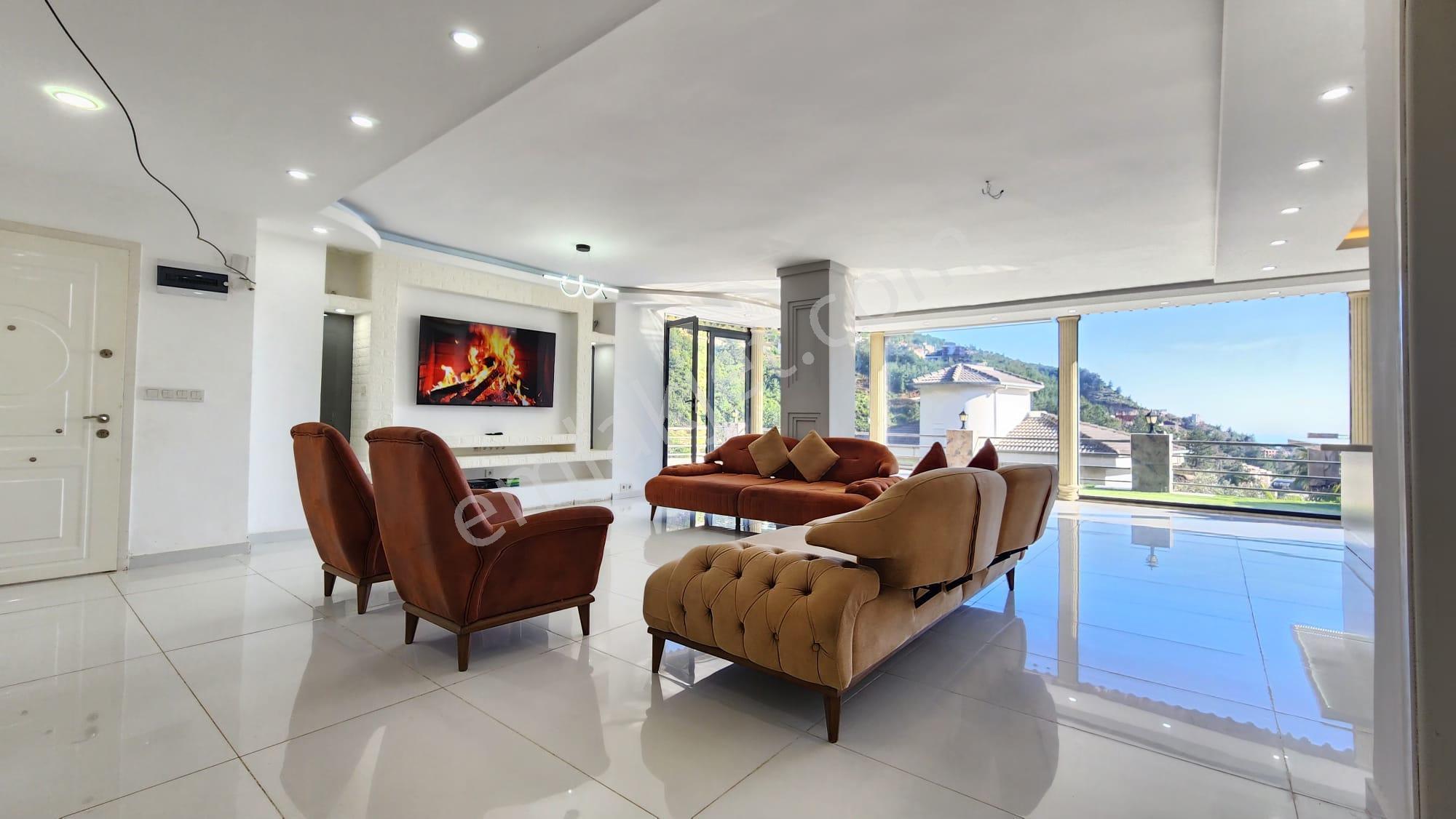 Alanya Tepede 4+1 İki Katlı Ozel Sauna 330 M2 Satılık Villa - Görsel 15