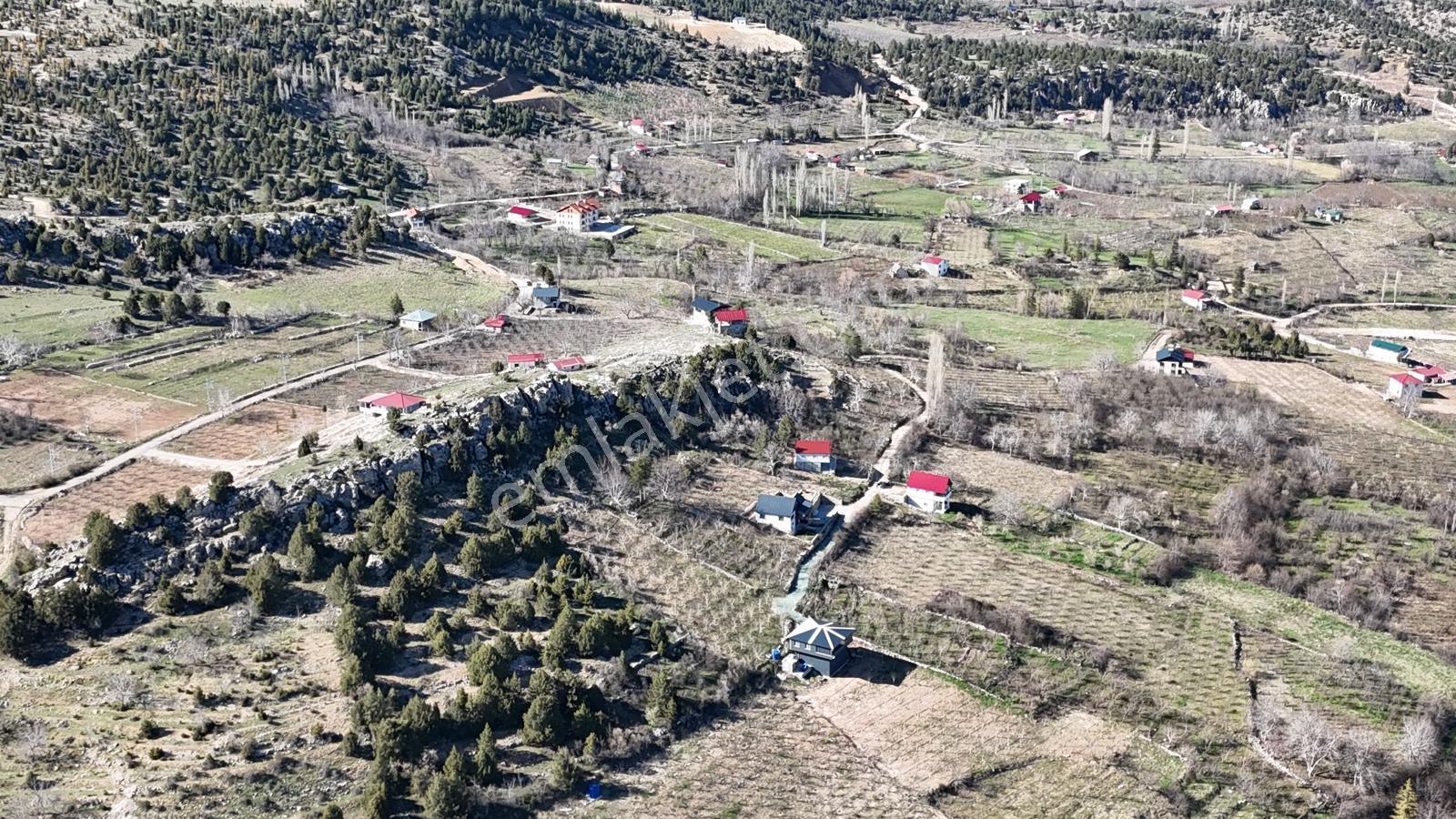 Bolkardan Arslanköy'de 1989m² Satılık Yaylalık Arazi