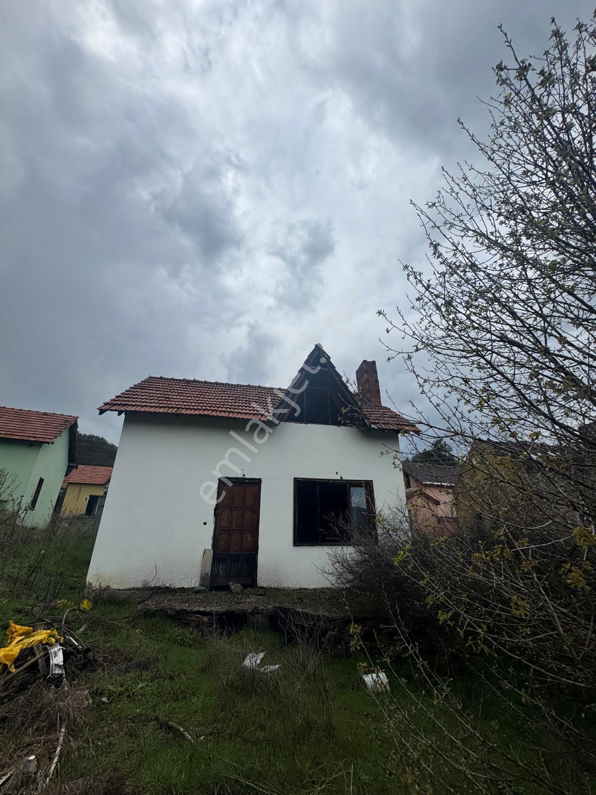 Mudurnu Karacakaya Mh.de Bahçeli Dağ Evi - Görsel 12