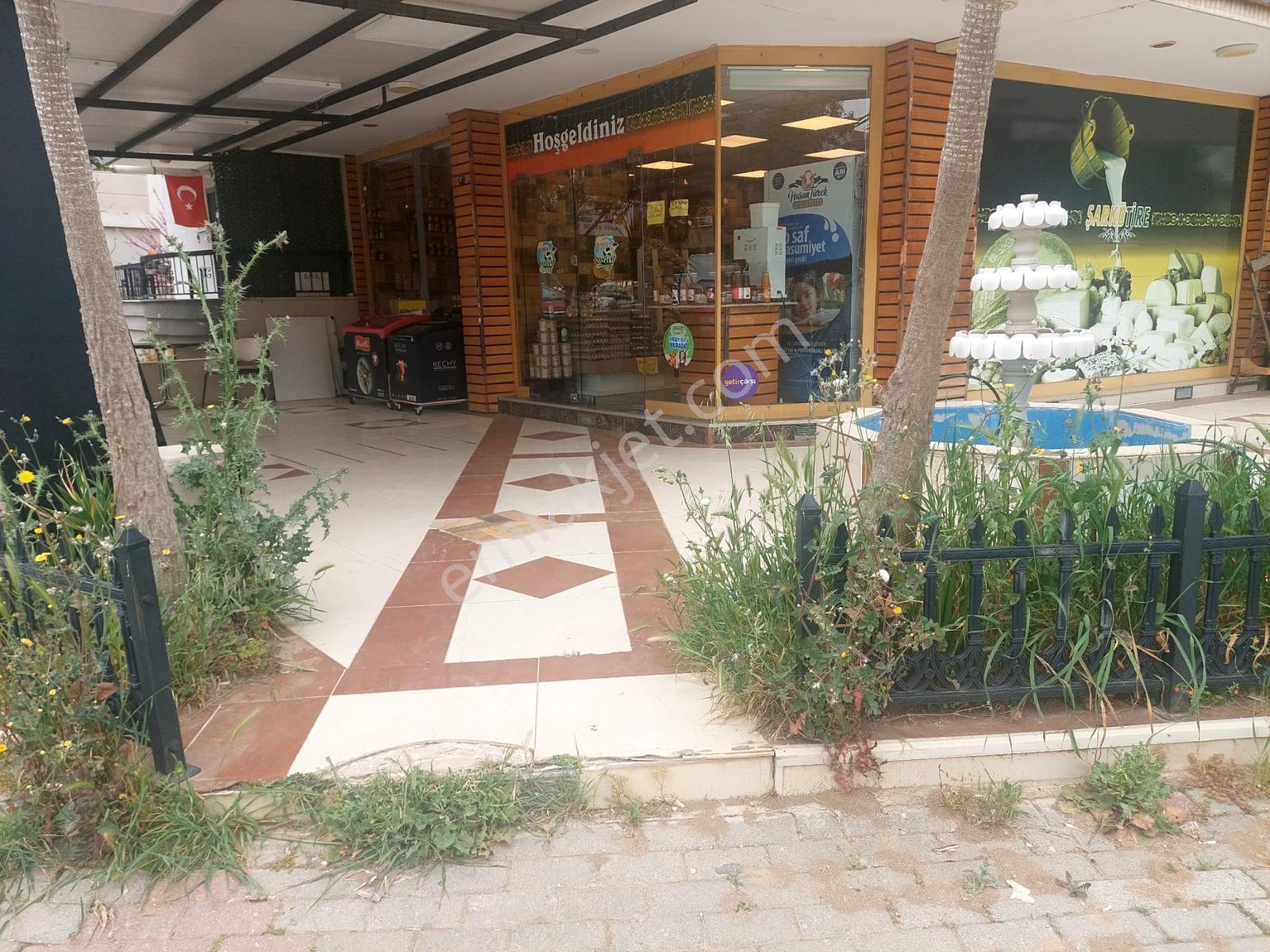 Atıfbey'de Merkezi Konumda, Kiracılı Satılık Dükkan - Görsel 2