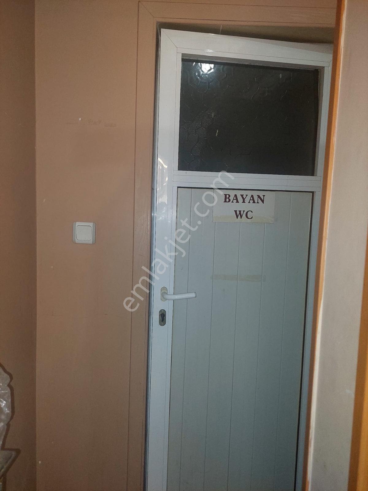 Atıfbey'de Merkezi Konumda, Kiracılı Satılık Dükkan - Görsel 6