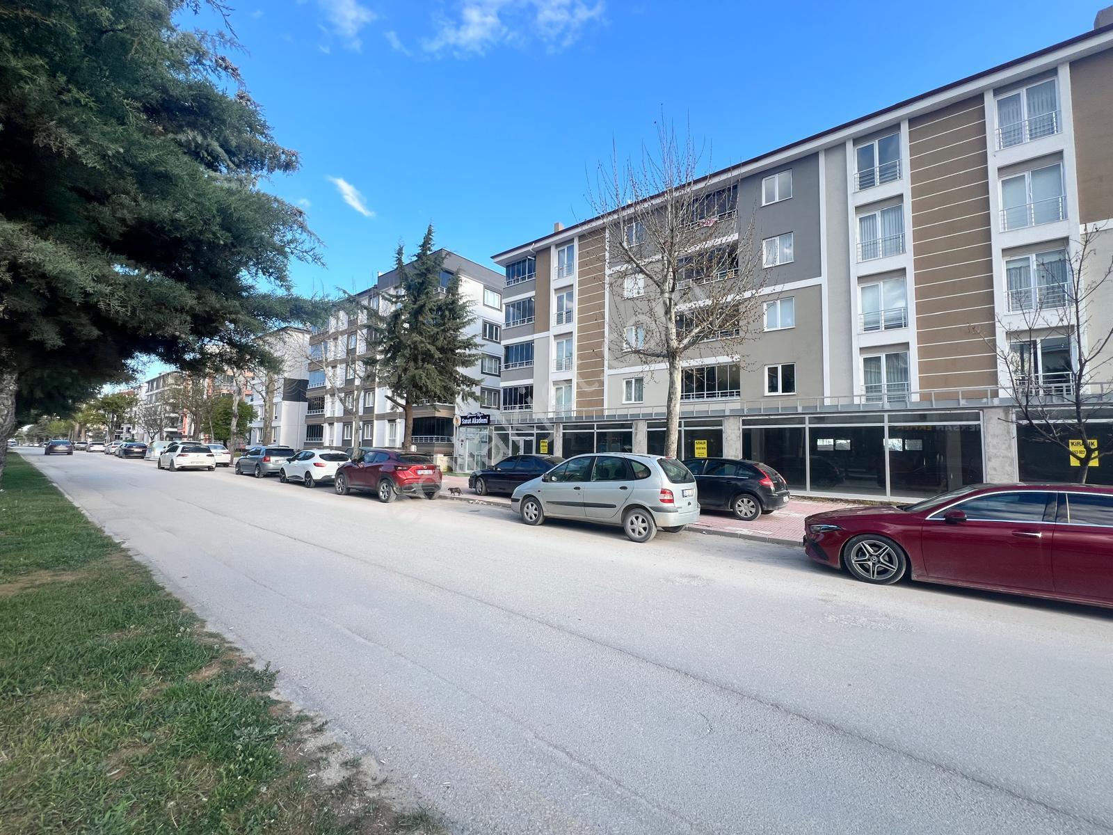 Akın Emlak'tan Kiralık Dükkan - Görsel 4