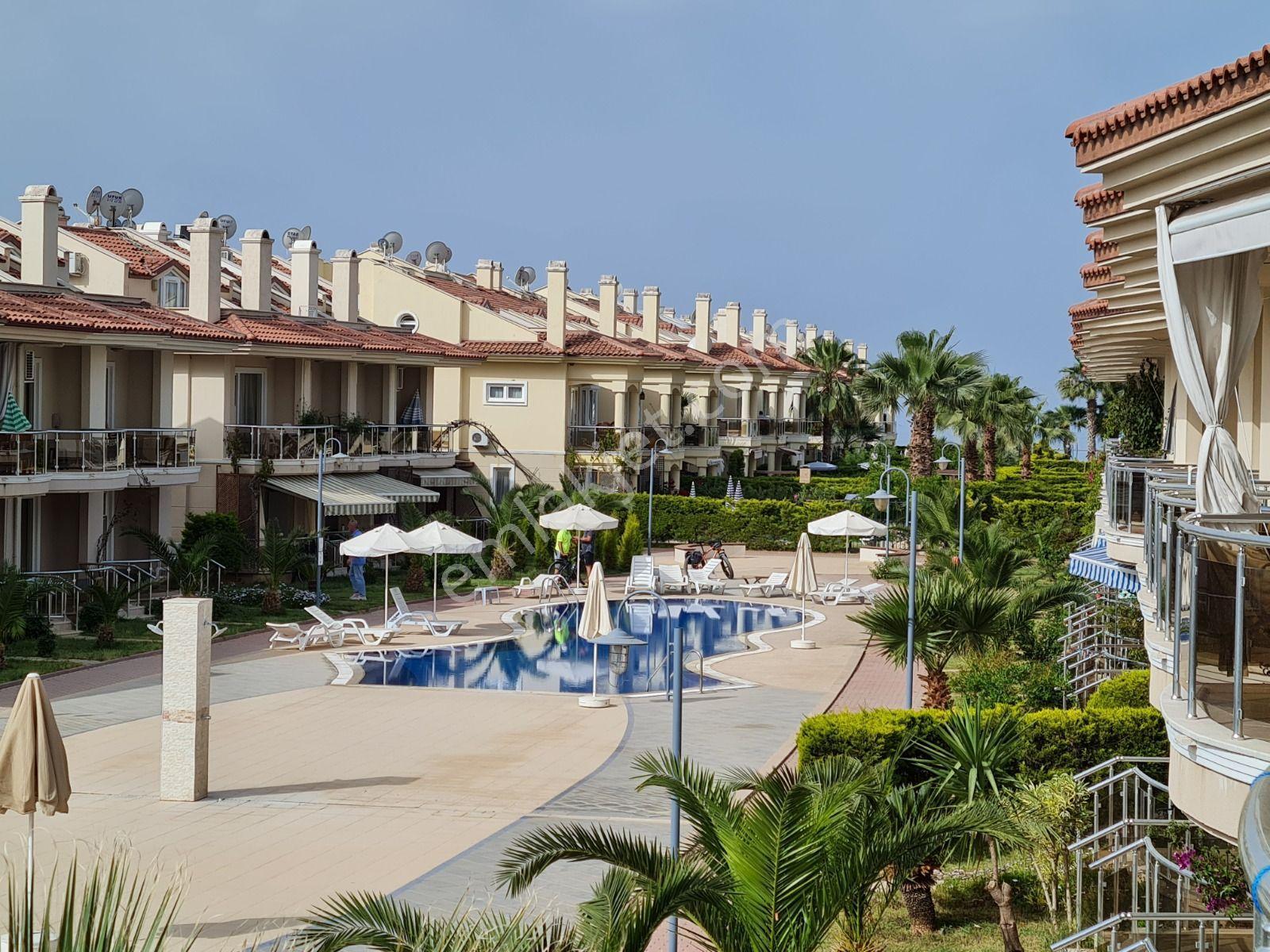 Sunset Beach Club’ta Denize Sıfır 2+1 Dubleks | Eşyalı | Jakuzi & Havuz Manzaralı - Görsel 13