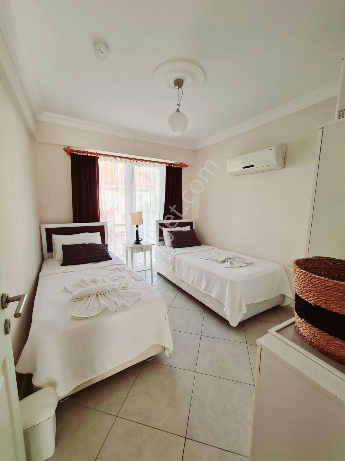 Sunset Beach Club’ta Denize Sıfır 2+1 Dubleks | Eşyalı | Jakuzi & Havuz Manzaralı - Görsel 8