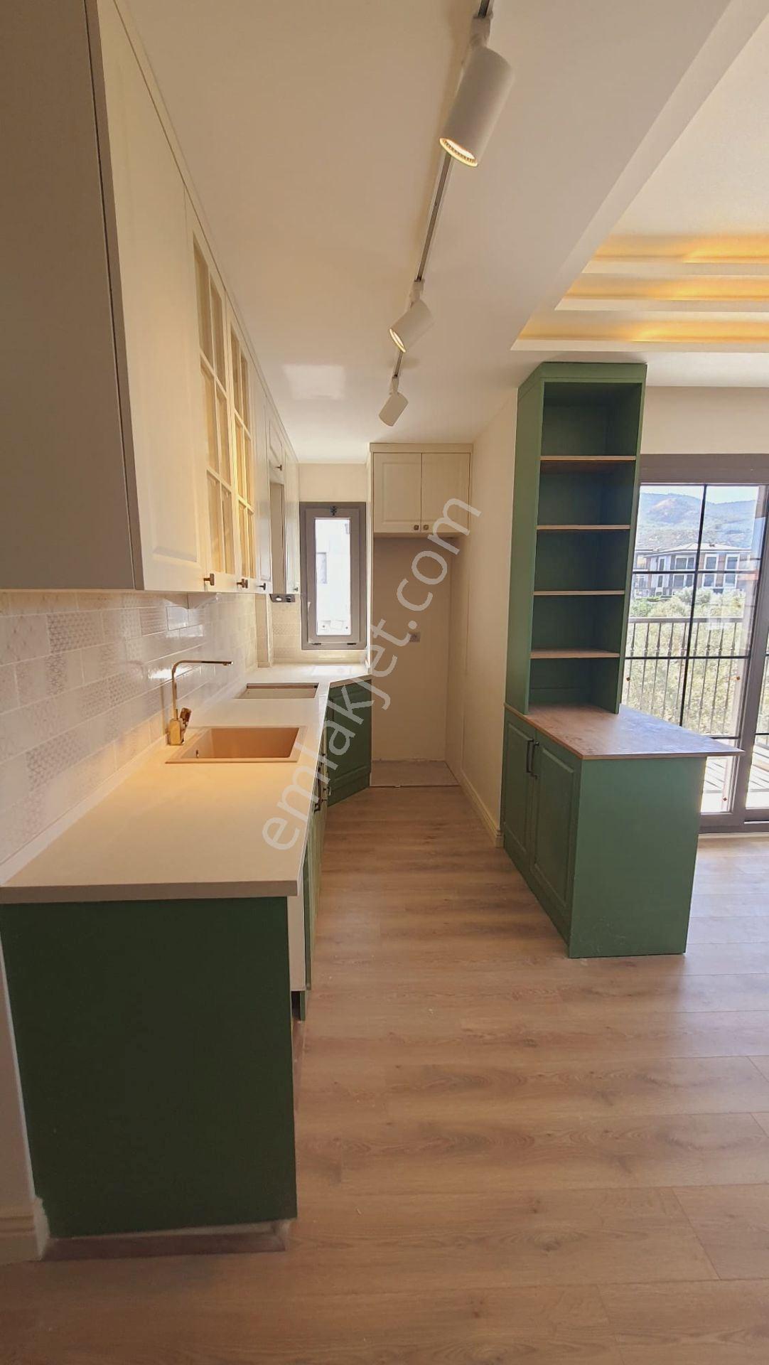 Deniz Ve Doğa Manzaralı Balkonlu Aydınlık Sıfır Satılık Daire - Görsel 24