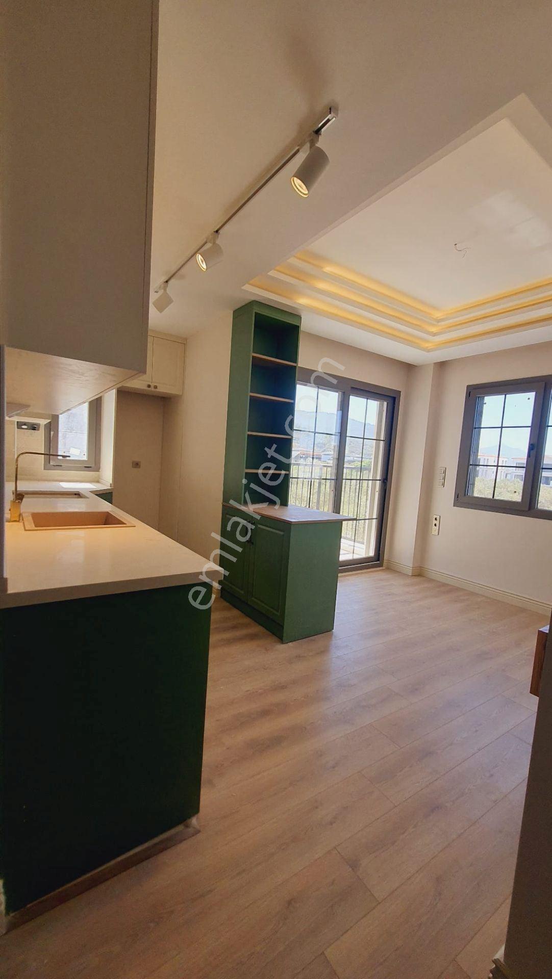 Deniz Ve Doğa Manzaralı Balkonlu Aydınlık Sıfır Satılık Daire - Görsel 34