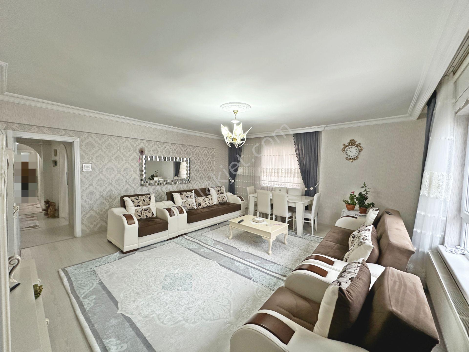 Dikimevi Metroya Yürüme Mesafesinde Manzaralı Full Yapılı Çift Balkonlu 3+1 Satılık Daire - Görsel 7