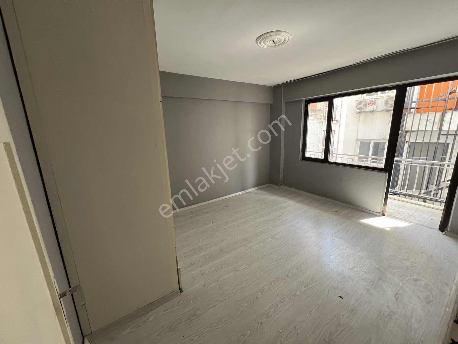Kısa Süreliğine Bu Fiyat! 100 M² Acil Satılık Daire - Görsel 23
