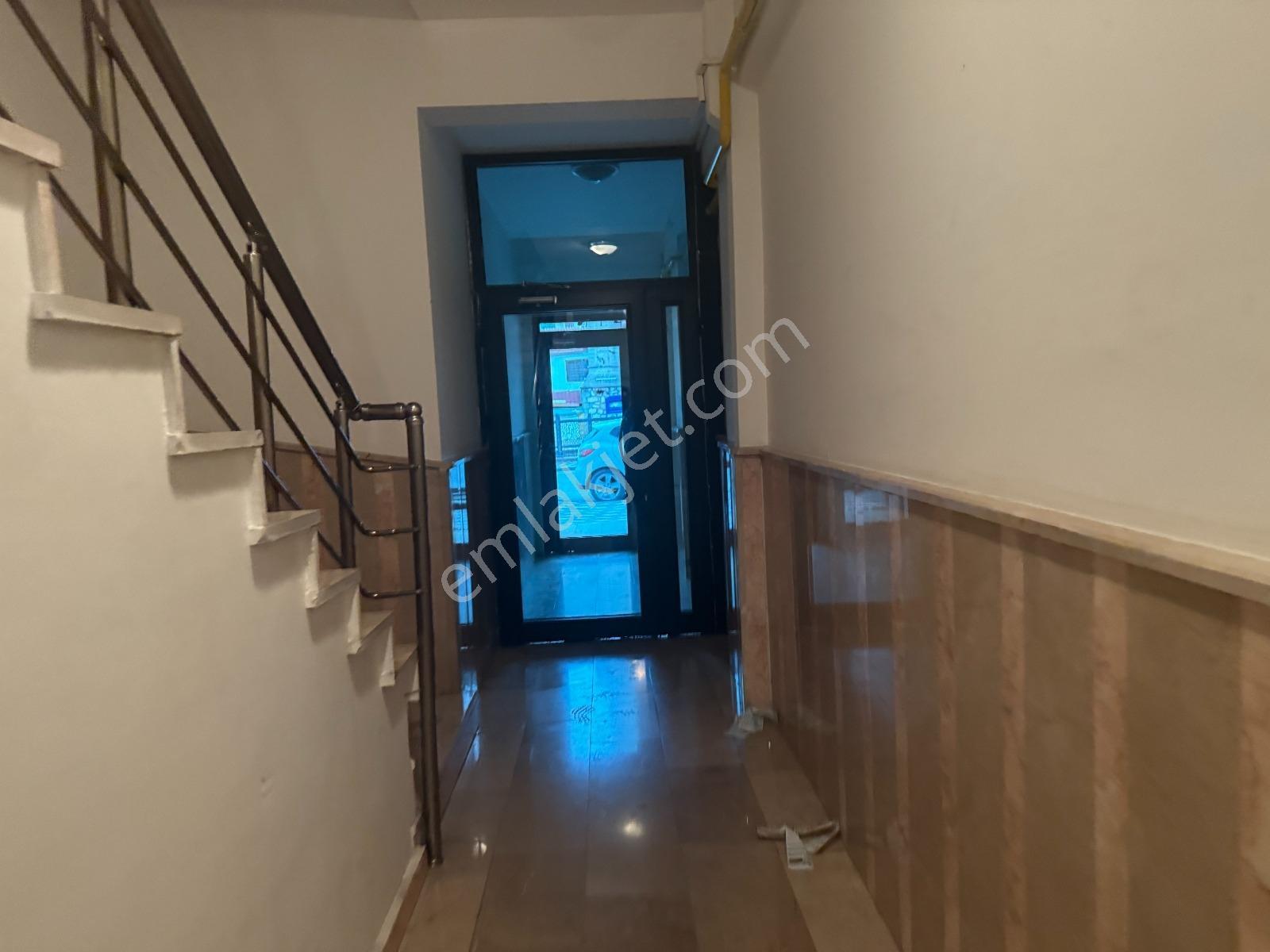 Cam Balkonlu Lüx Eşyalı Mobilyalı 1+1 Anayol Üstünde Satılık - Görsel 14