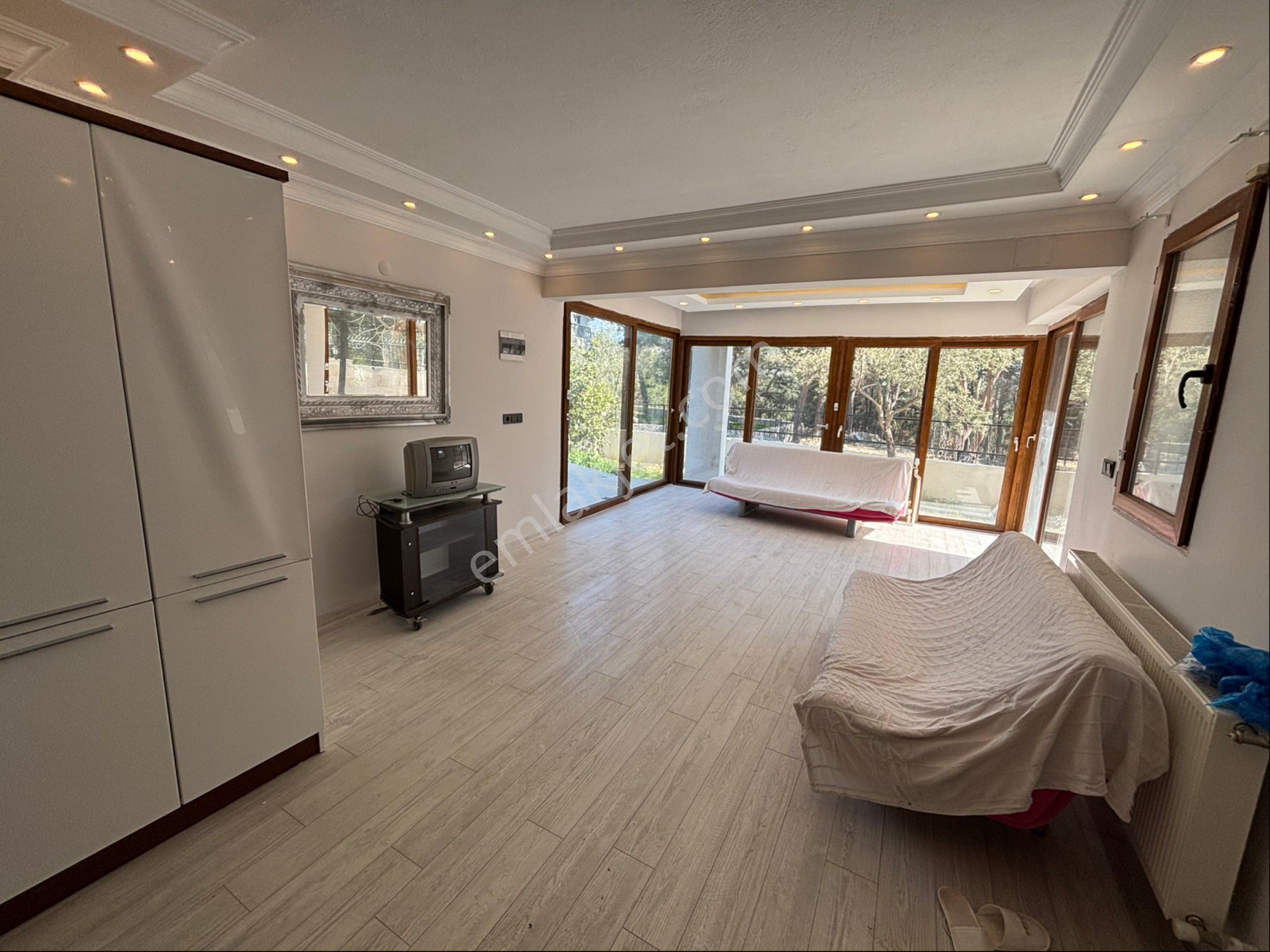 Kuşadasında Özel Havuzlu Sürekli Kiralık Villa - Görsel 17