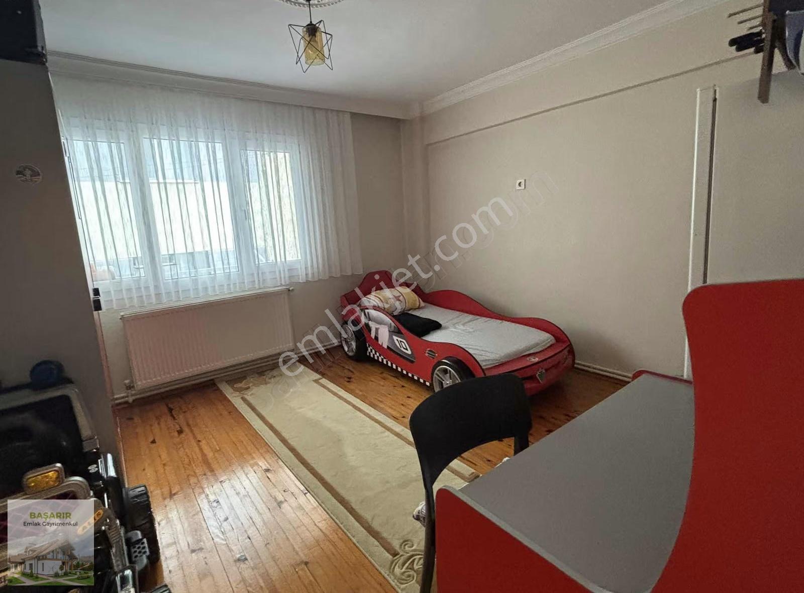 Ordu Caddesine Çok Yakın Ara Kat Çift Cepheli Doğalgazlı Daire - Görsel 12