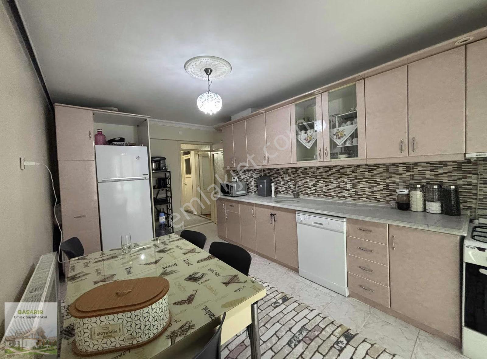 Ordu Caddesine Çok Yakın Ara Kat Çift Cepheli Doğalgazlı Daire - Görsel 22