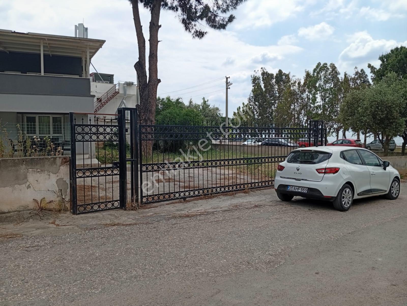 Aydın Didim Akbük Merkez'de Günlük Kiralık Denize Sıfır Eşyalı Bahçeli Müstakil Ev - Görsel 9