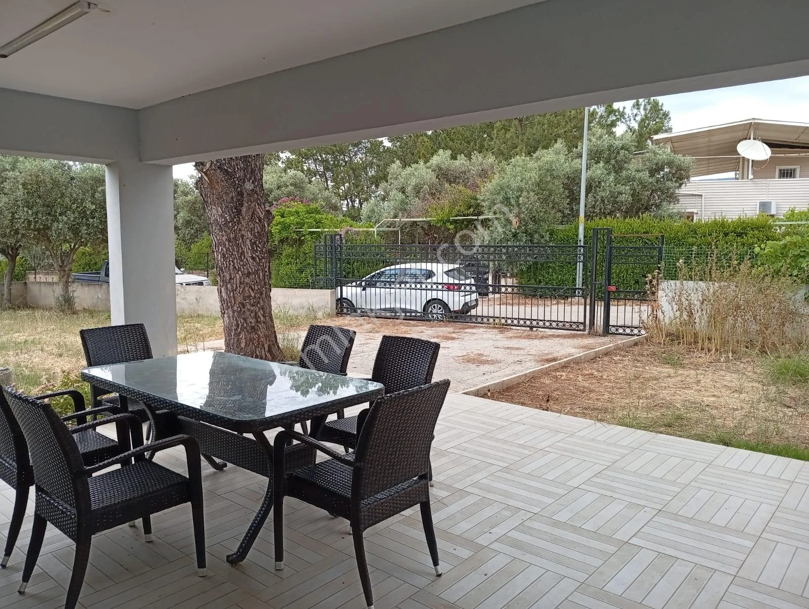 Aydın Didim Akbük Merkez'de Günlük Kiralık Denize Sıfır Eşyalı Bahçeli Müstakil Ev - Görsel 3